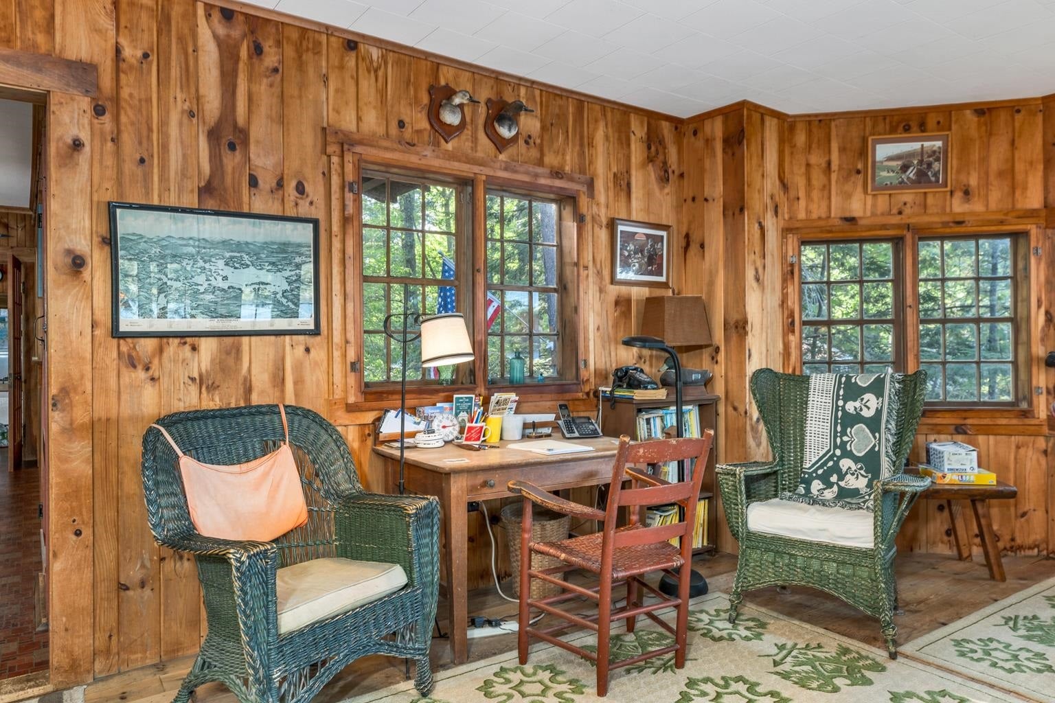 Holderness, New Hampshire, 03245, United States, 4 Bedrooms Bedrooms, ,4 BathroomsBathrooms,Residential,Active,1945064