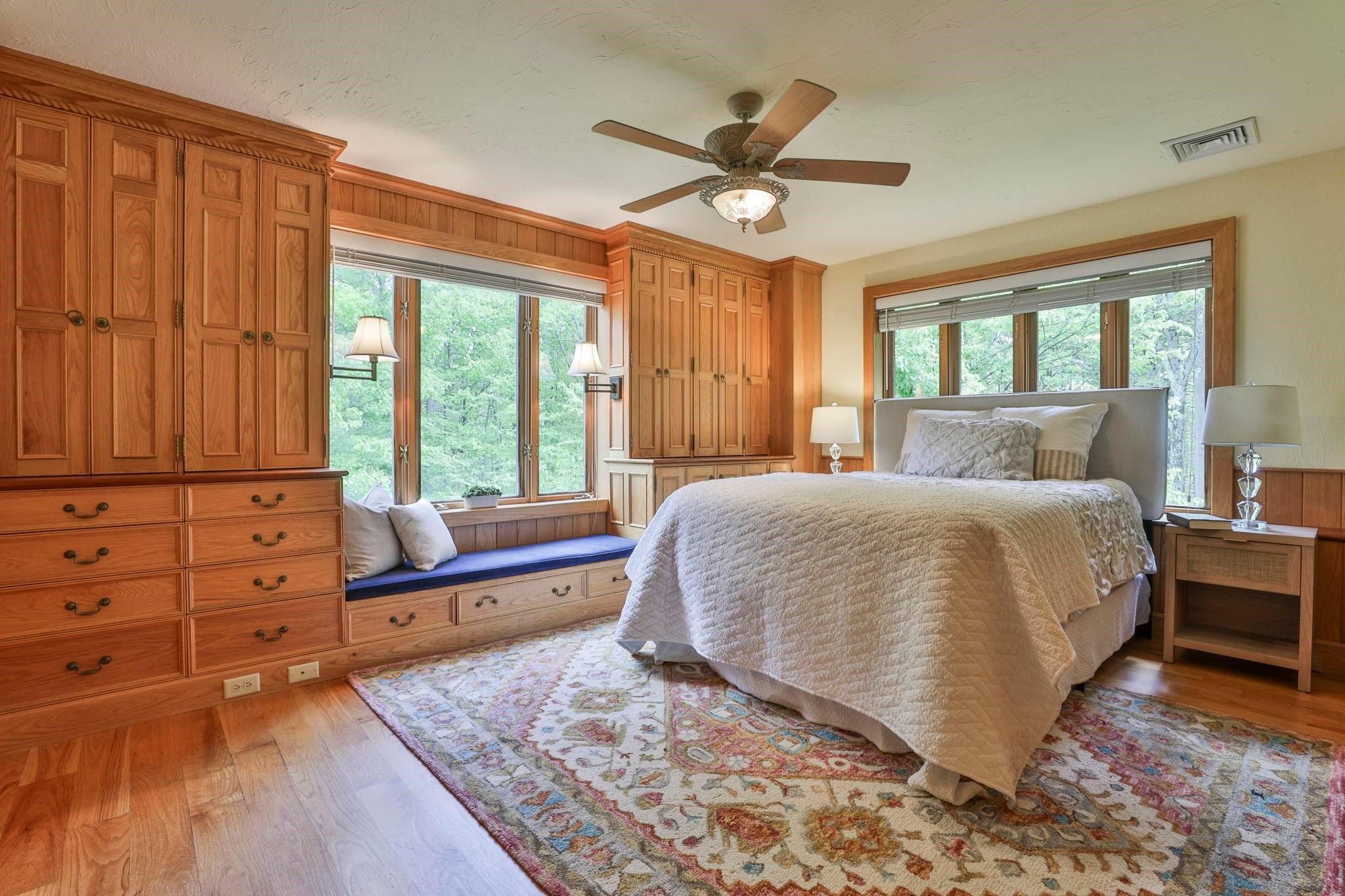 Wilton, New Hampshire, 03086, United States, 5 Bedrooms Bedrooms, ,4 BathroomsBathrooms,Residential,Active,2052126