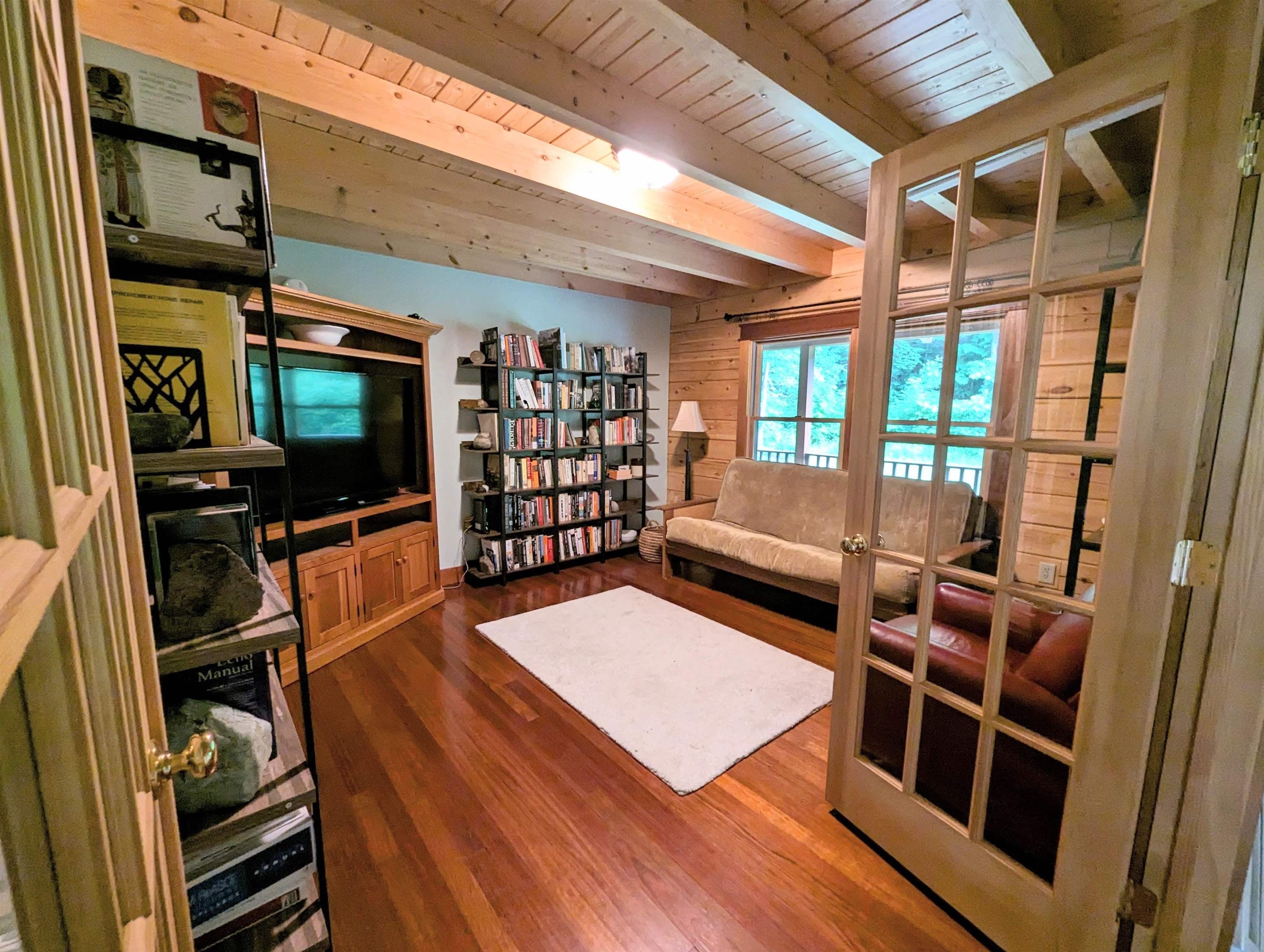 Woodbury, Vermont, 05681, United States, 3 Bedrooms Bedrooms, ,4 BathroomsBathrooms,Residential,Active,1952476