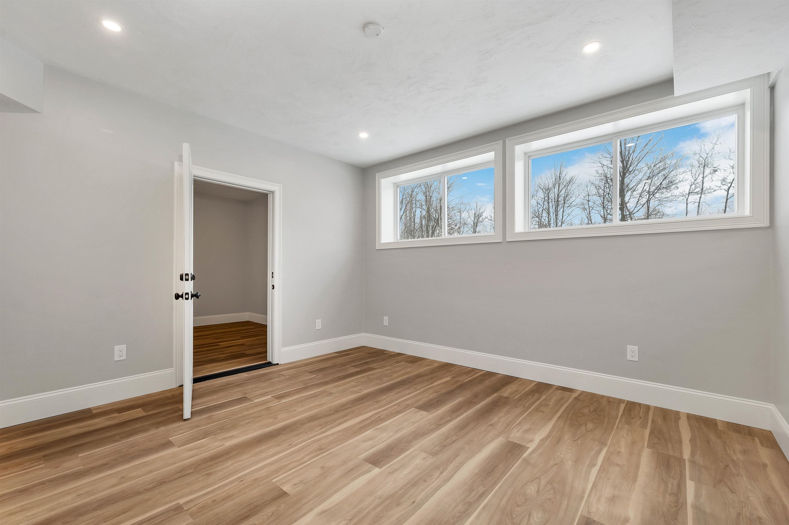 Meredith, New Hampshire, 03253, United States, 4 Bedrooms Bedrooms, ,5 BathroomsBathrooms,Residential,Active,1970998