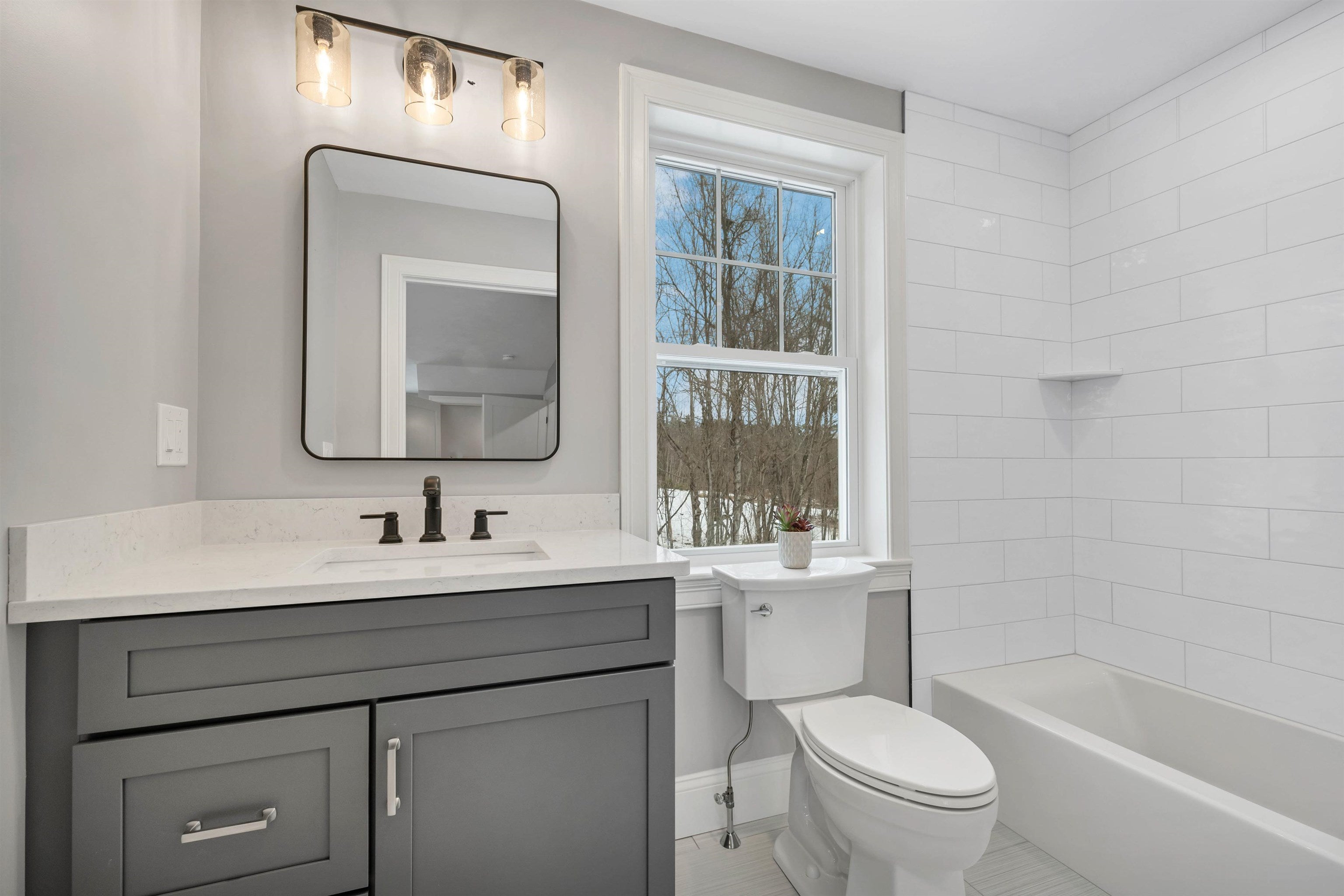 Meredith, New Hampshire, 03253, United States, 4 Bedrooms Bedrooms, ,5 BathroomsBathrooms,Residential,Active,1970998