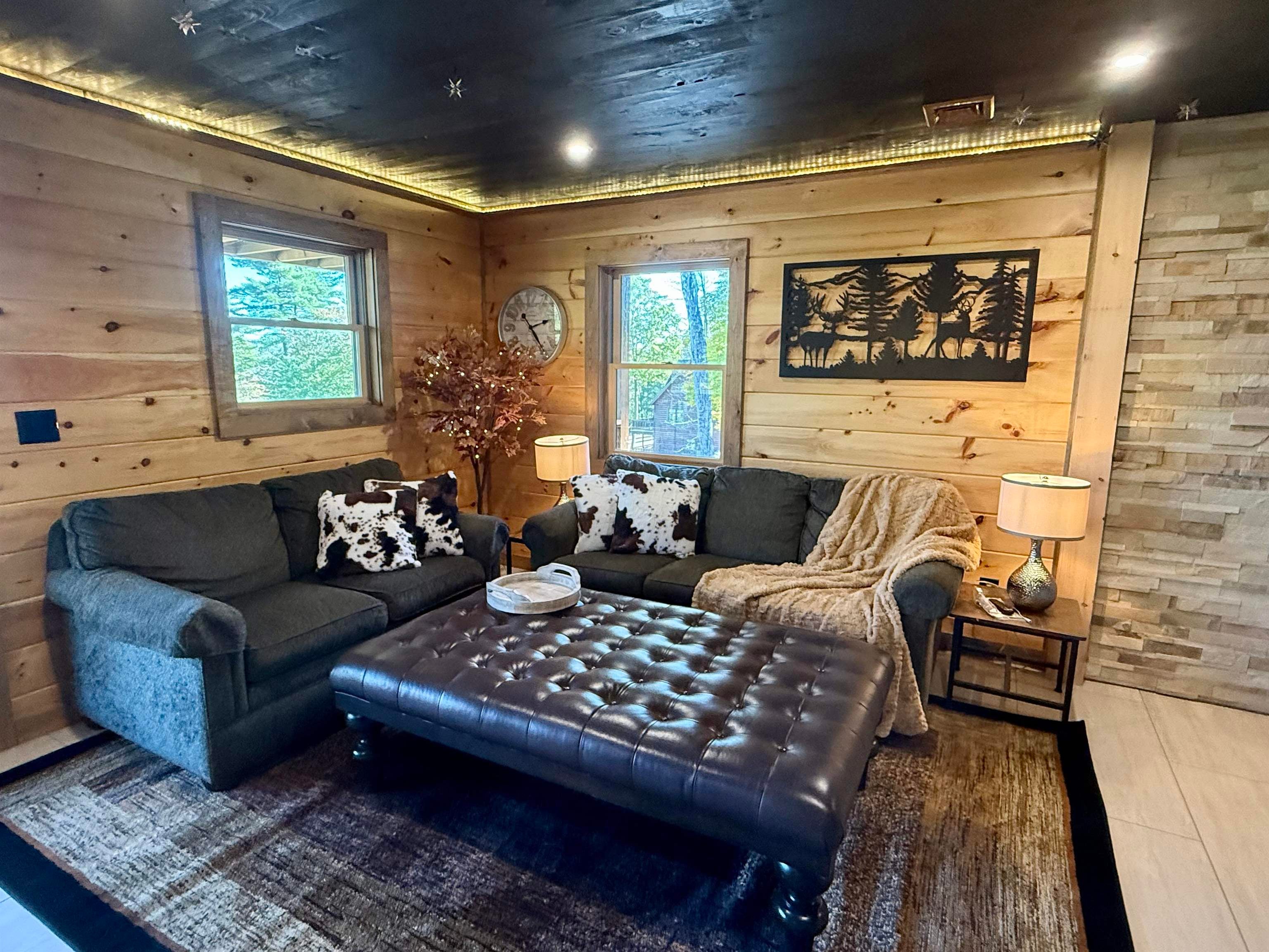 Bridgton, Maine, 04009, United States, 4 Bedrooms Bedrooms, ,2 BathroomsBathrooms,Residential,Active,1960142