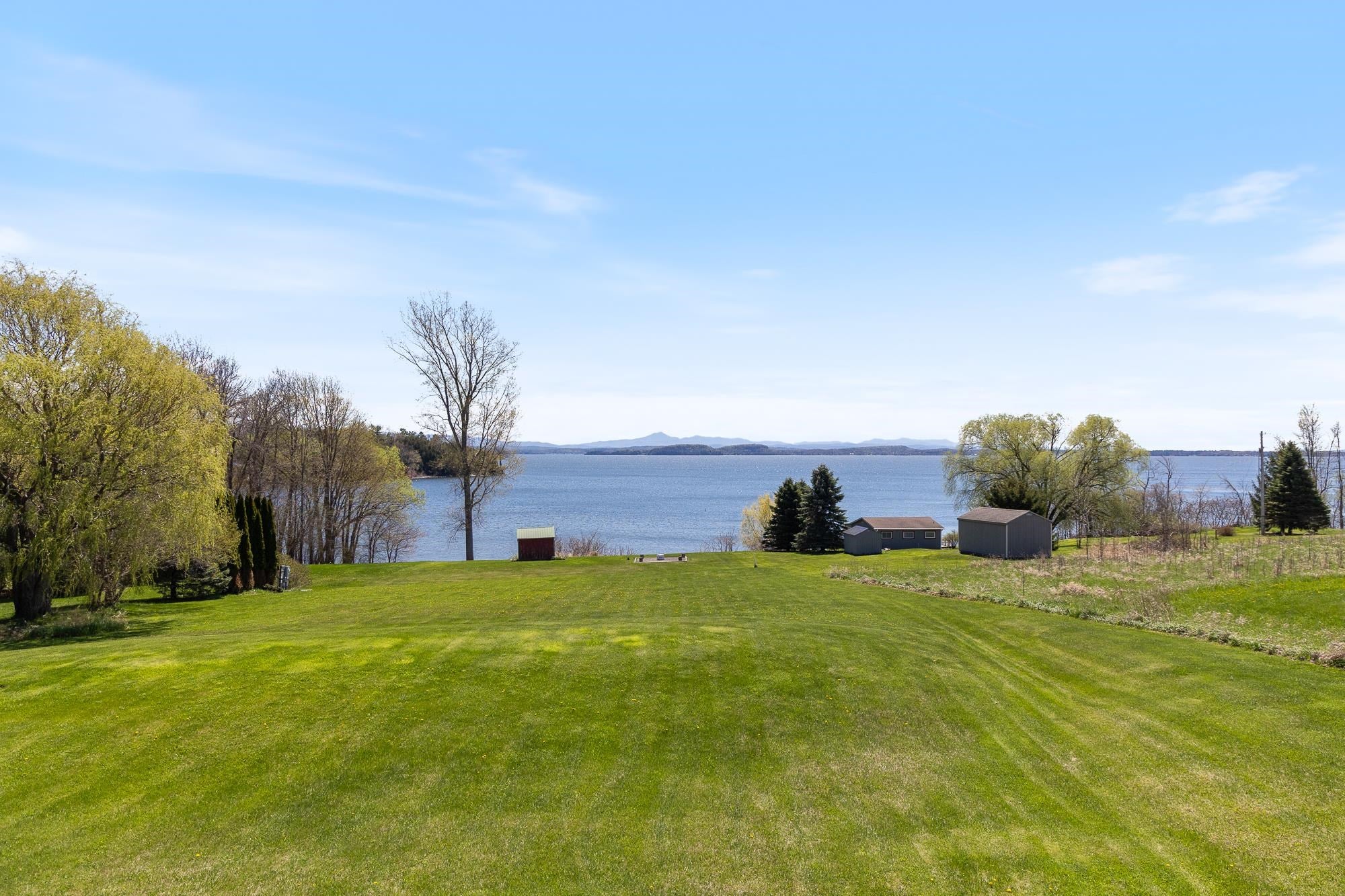 South Hero, Vermont, 05486, United States, 3 Bedrooms Bedrooms, ,5 BathroomsBathrooms,Residential,Active,2045566