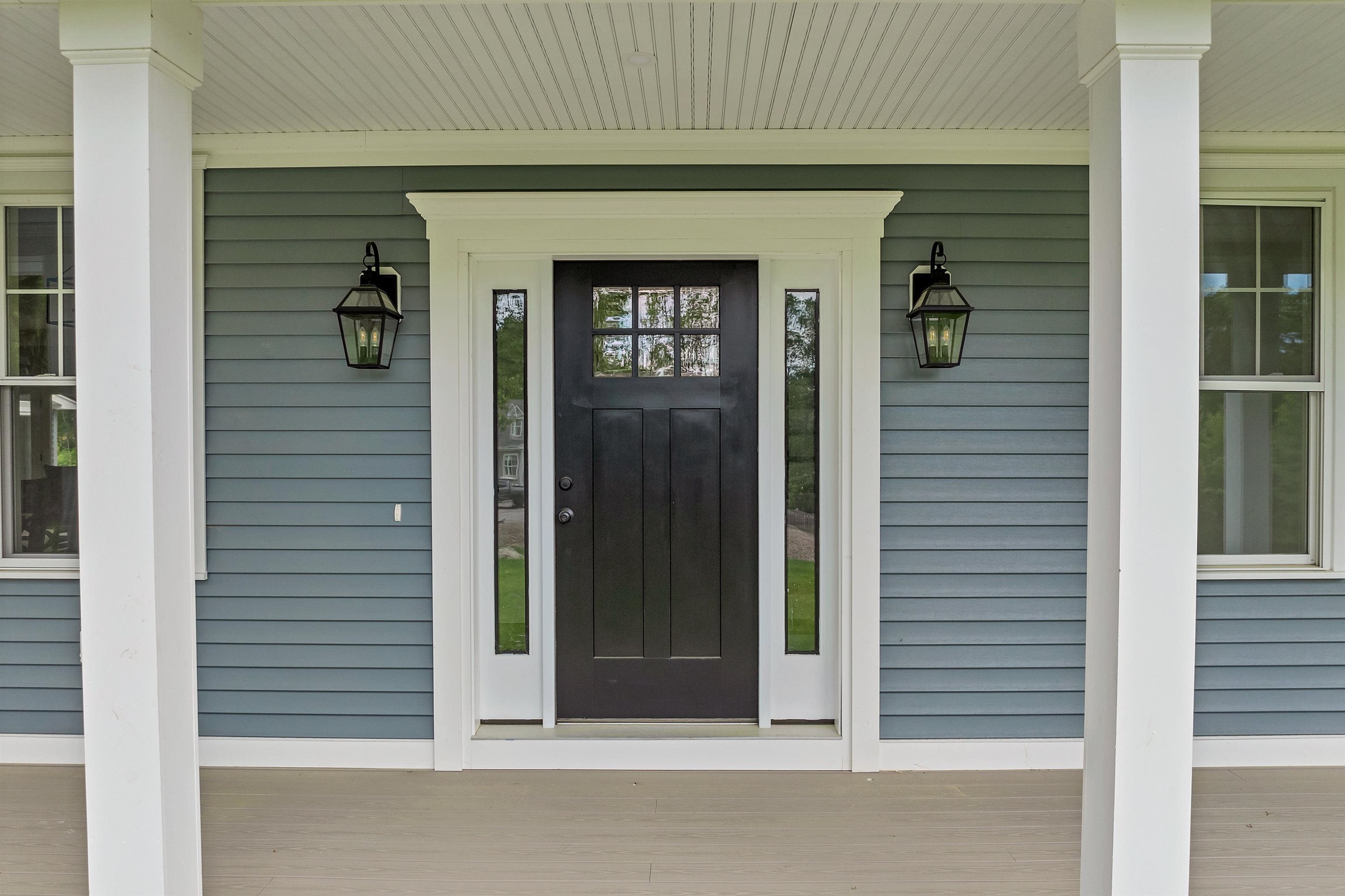 Meredith, New Hampshire, 03253, United States, 4 Bedrooms Bedrooms, ,5 BathroomsBathrooms,Residential,Active,1970998