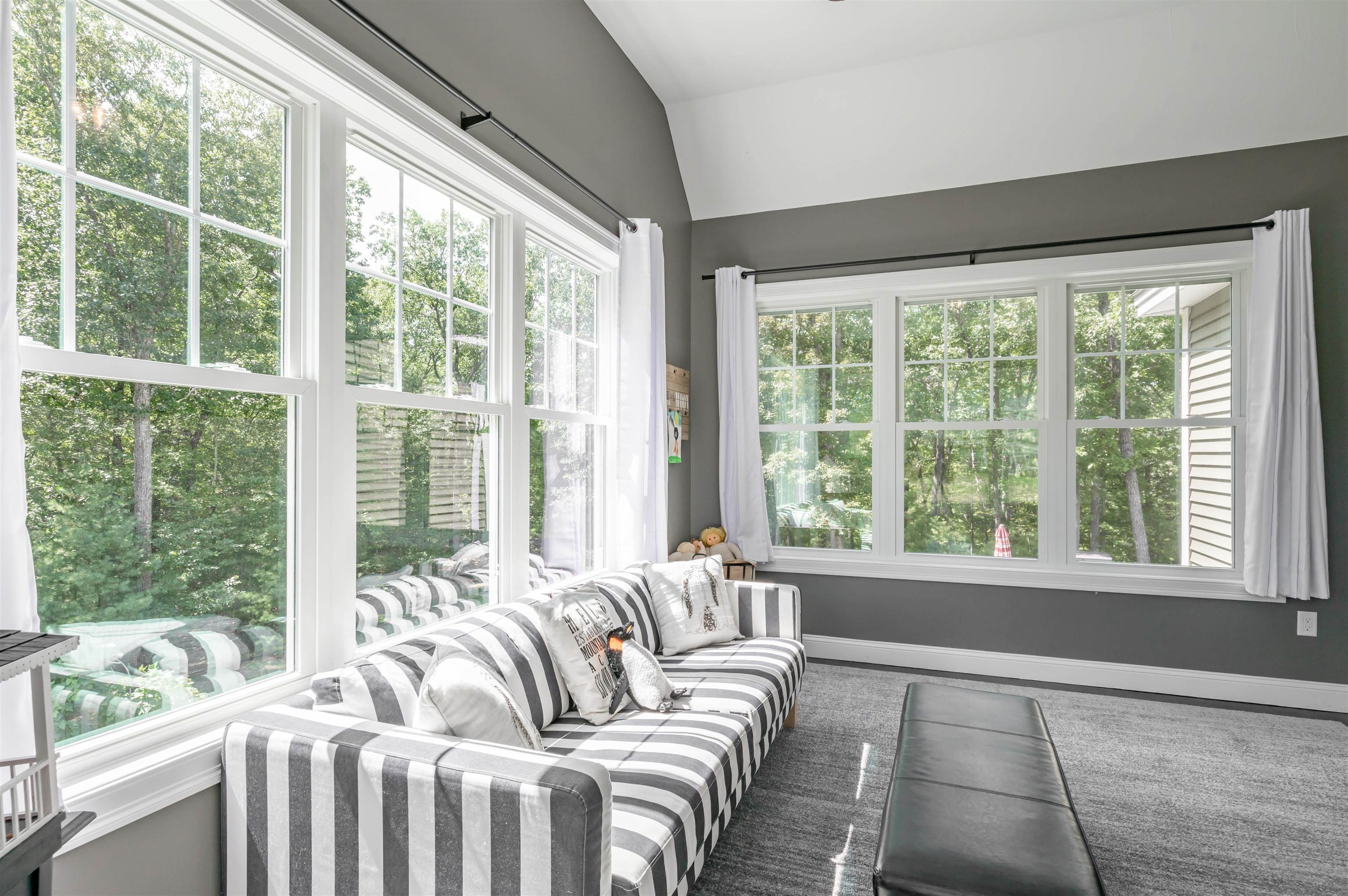 Hollis, New Hampshire, 03049, United States, 4 Bedrooms Bedrooms, ,3 BathroomsBathrooms,Residential,Active,1927665