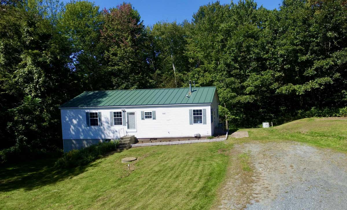 76 SHUTE RD, HARTLAND, VT 05048, photo 1 of 33