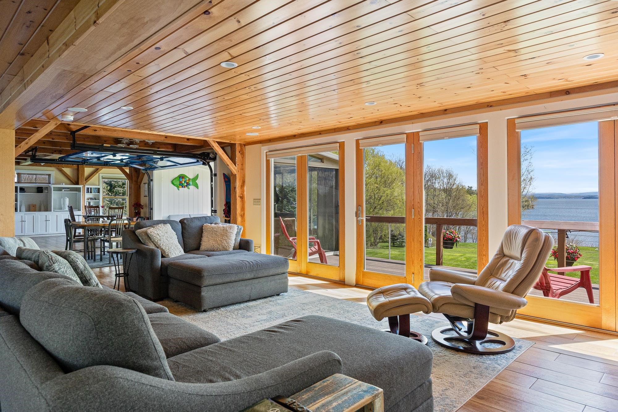 South Hero, Vermont, 05486, United States, 3 Bedrooms Bedrooms, ,5 BathroomsBathrooms,Residential,Active,2045566
