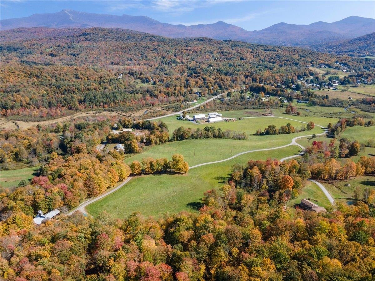 Underhill, Vermont, 05489, United States, ,3 BathroomsBathrooms,Residential,Pending,1702625