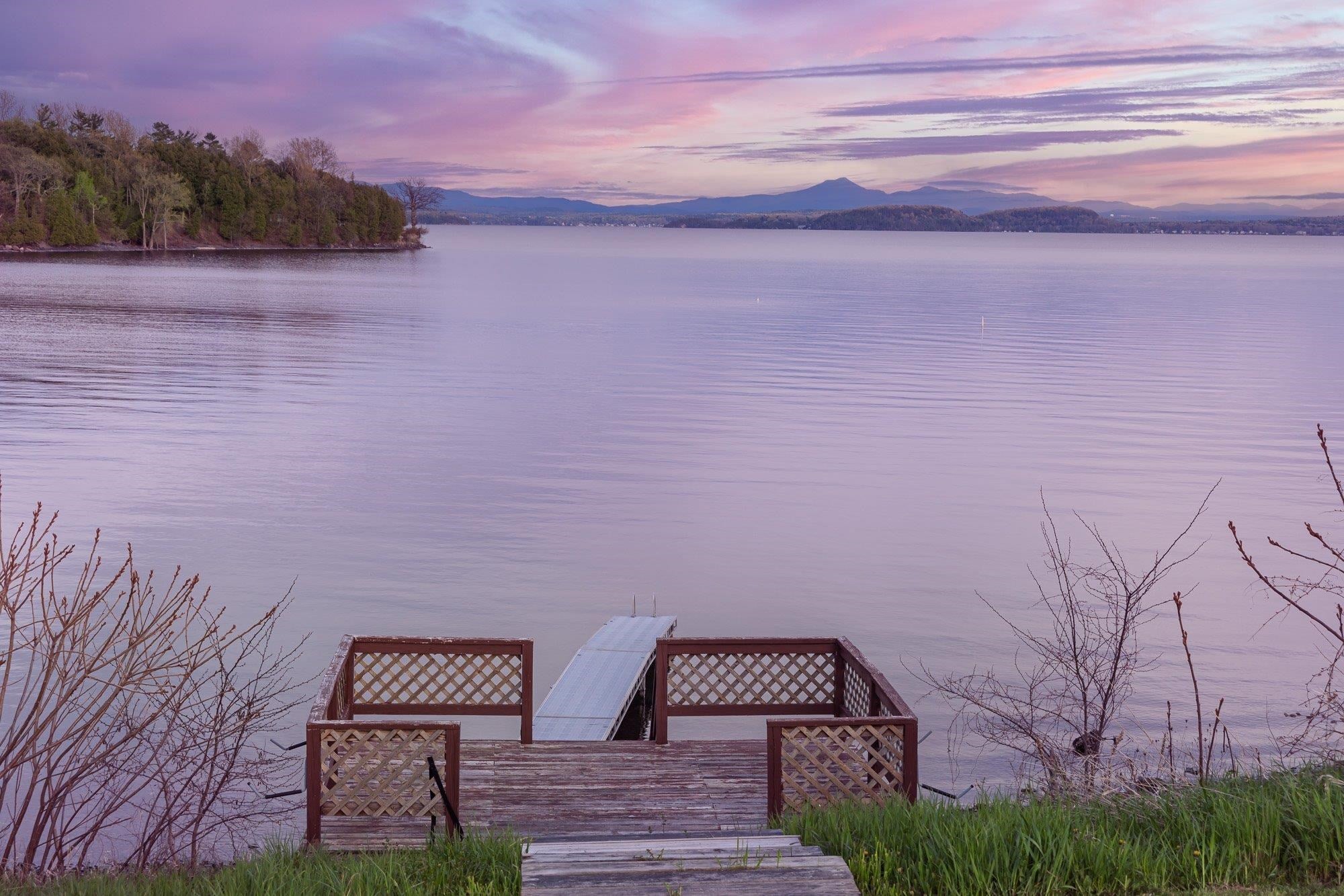 South Hero, Vermont, 05486, United States, 3 Bedrooms Bedrooms, ,5 BathroomsBathrooms,Residential,Active,2045566