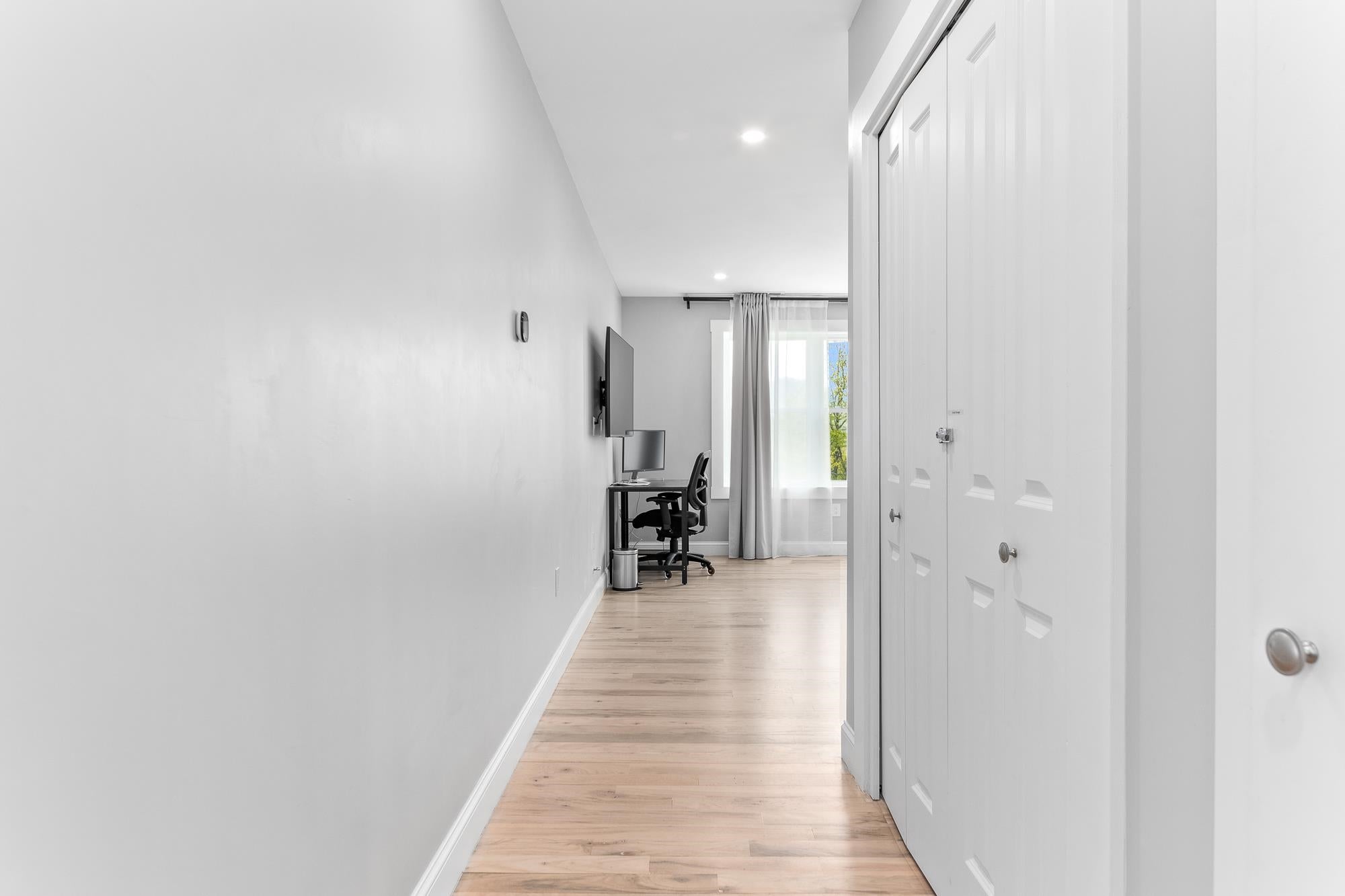 Thornton, New Hampshire, 03285, United States, 5 Bedrooms Bedrooms, ,6 BathroomsBathrooms,Residential,Active,1797970