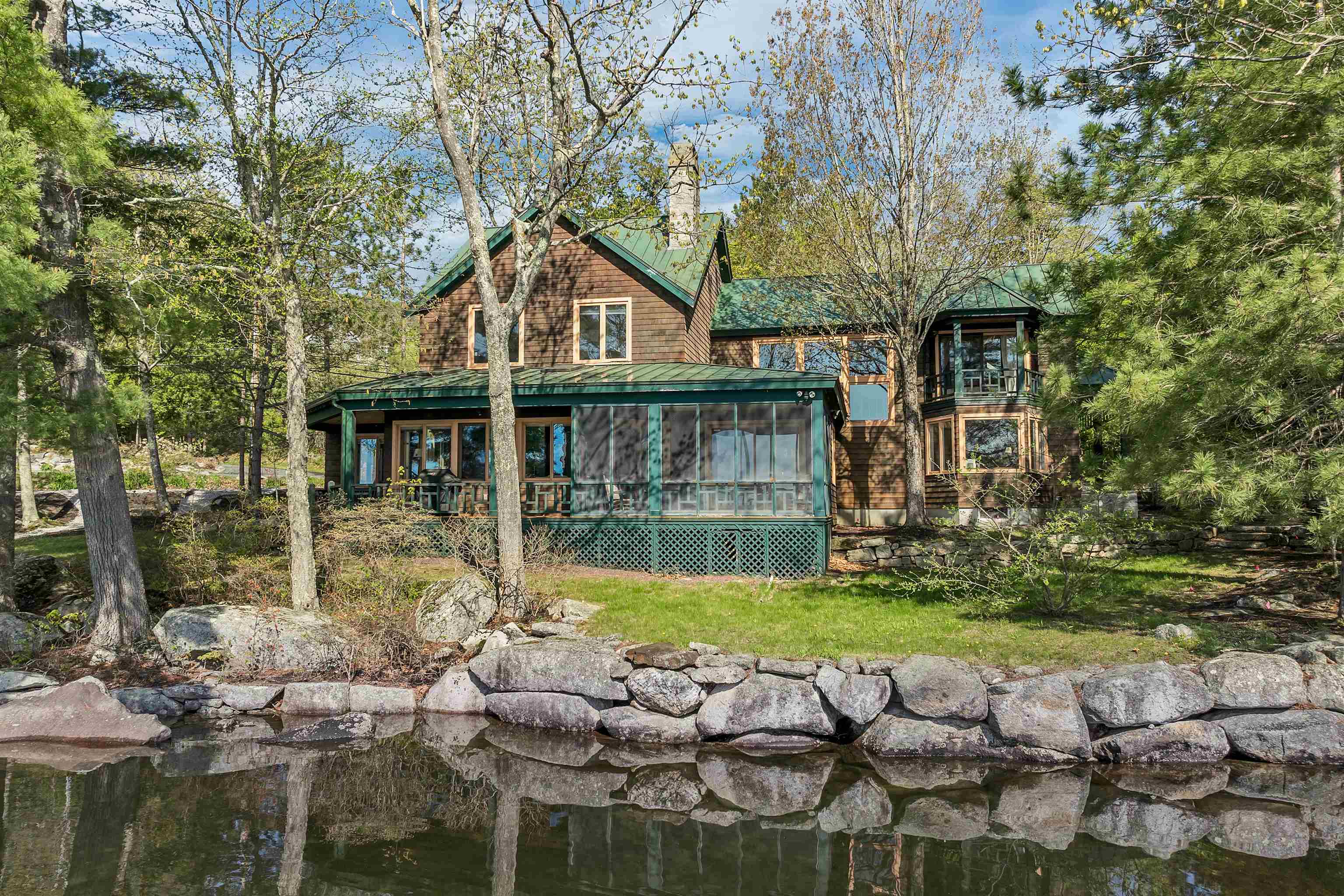 Hebron, New Hampshire, 03241, United States, 4 Bedrooms Bedrooms, ,4 BathroomsBathrooms,Residential,Pending,2009160