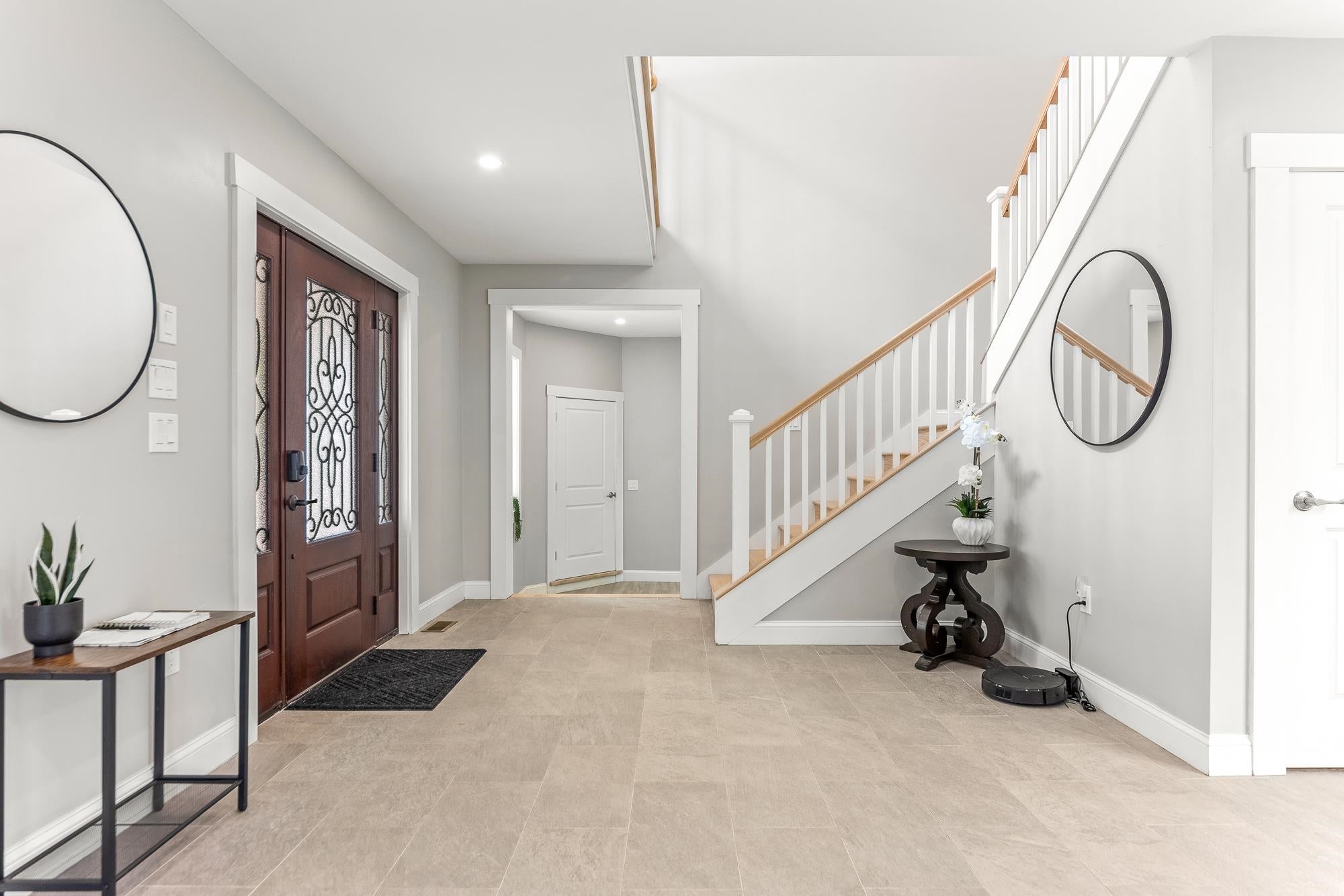 Thornton, New Hampshire, 03285, United States, 5 Bedrooms Bedrooms, ,6 BathroomsBathrooms,Residential,Active,1797970