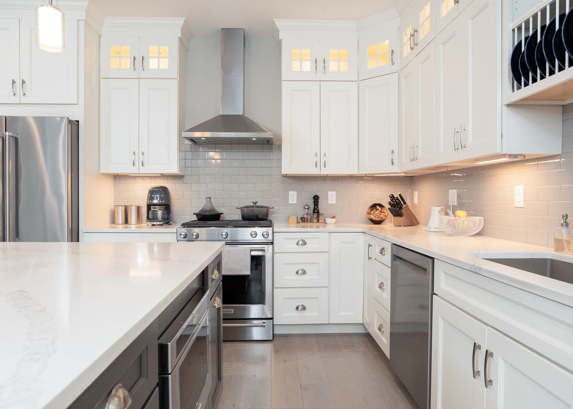 Portsmouth, New Hampshire, 03801, United States, 3 Bedrooms Bedrooms, ,3 BathroomsBathrooms,Residential,Active,1941372