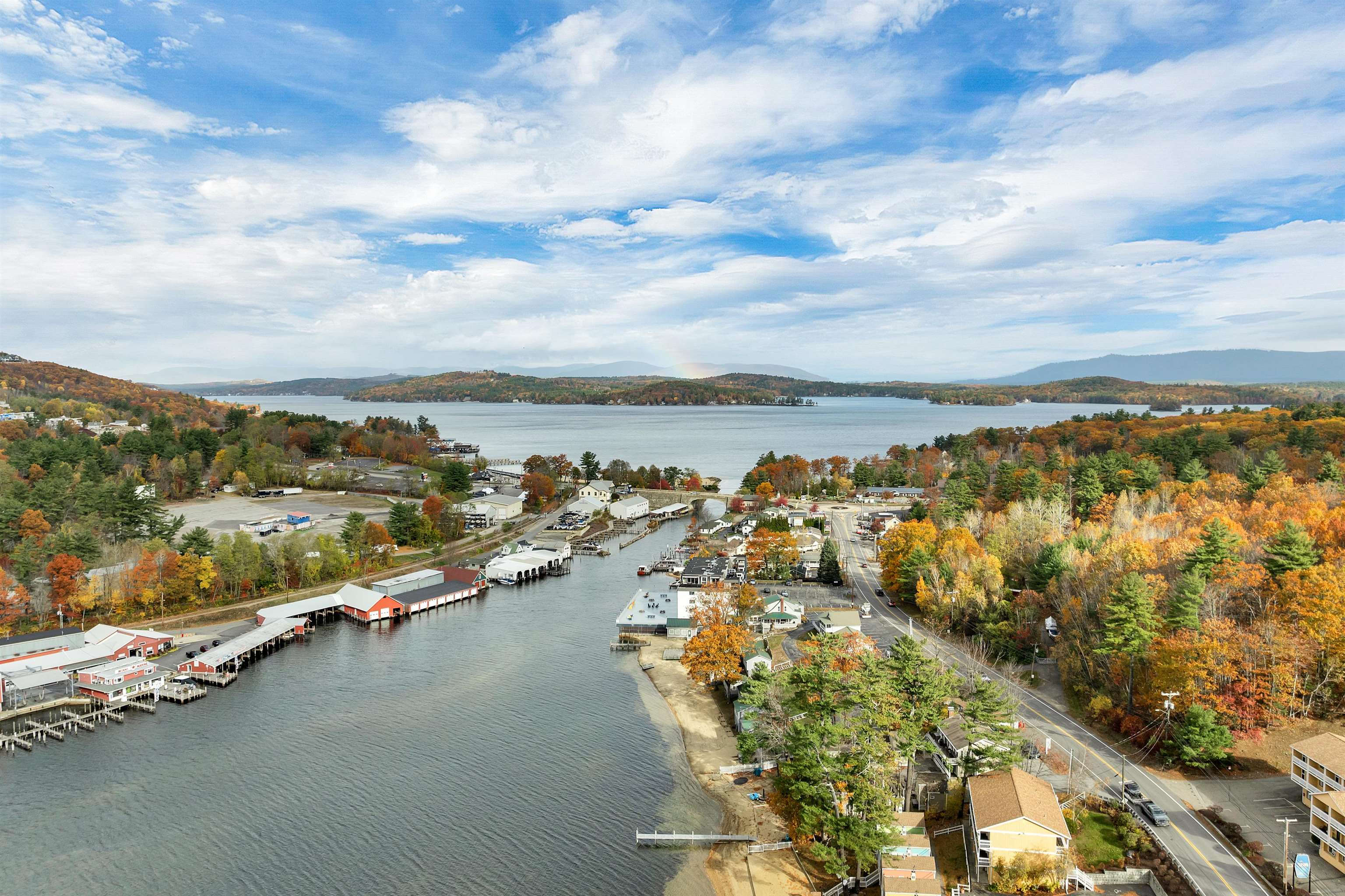 Laconia, New Hampshire, 03246, United States, 4 Bedrooms Bedrooms, ,4 BathroomsBathrooms,Residential,Active,1985603