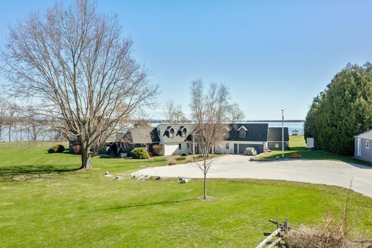 Alburgh, Vermont, 05440, United States, 3 Bedrooms Bedrooms, ,5 BathroomsBathrooms,Residential,Active,2043833
