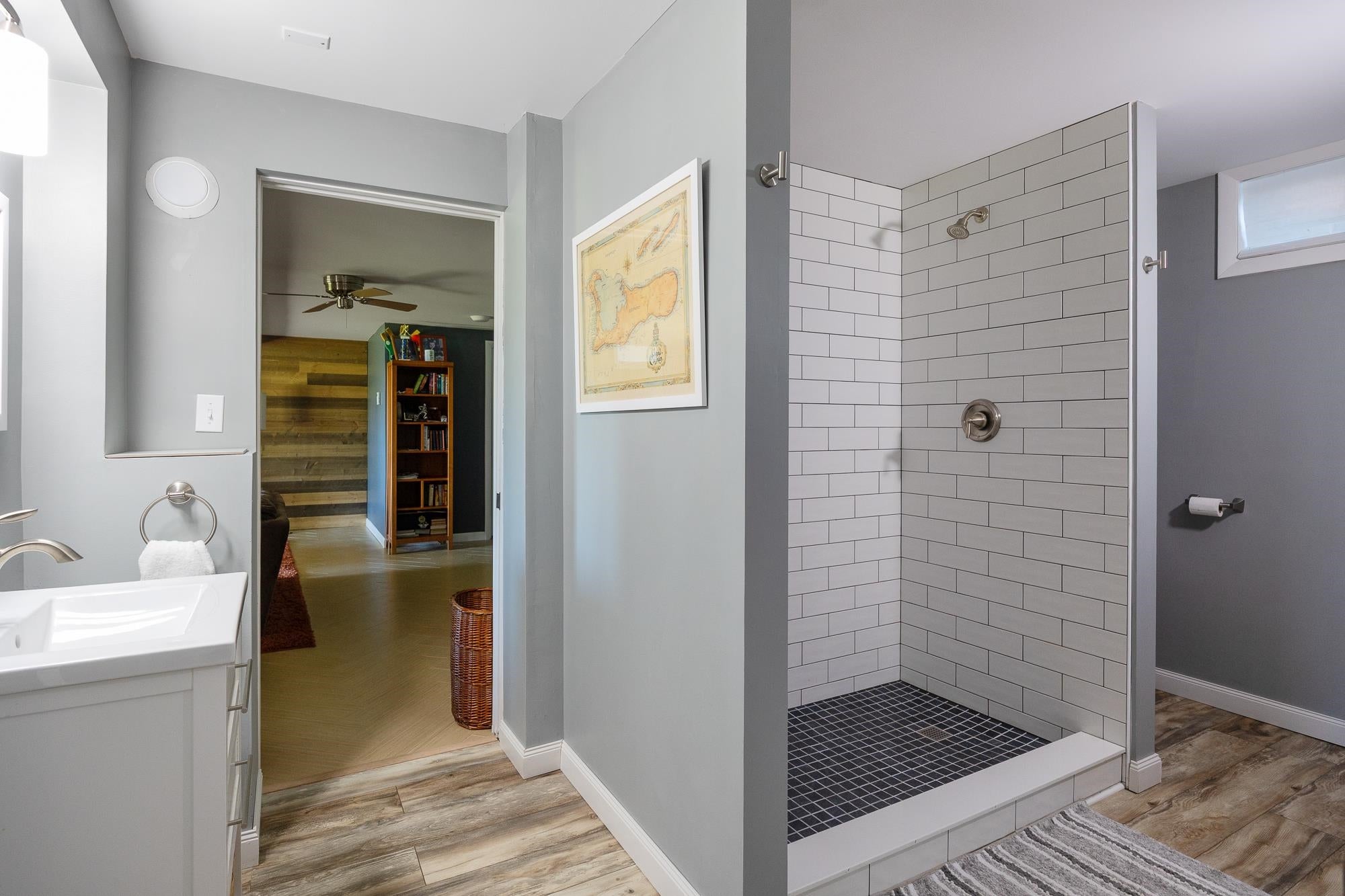 South Hero, Vermont, 05486, United States, 3 Bedrooms Bedrooms, ,5 BathroomsBathrooms,Residential,Active,2045566