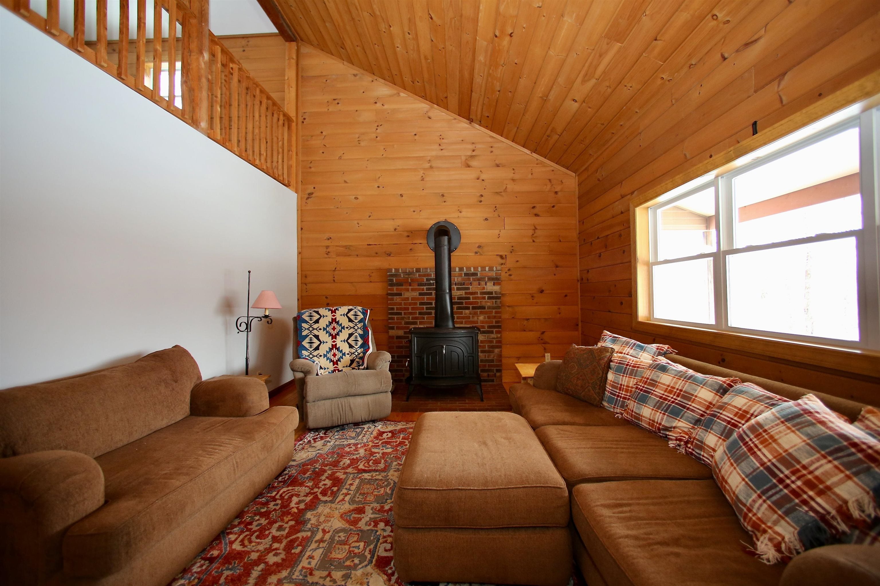 Underhill, Vermont, 05489, United States, ,3 BathroomsBathrooms,Residential,Pending,1702625