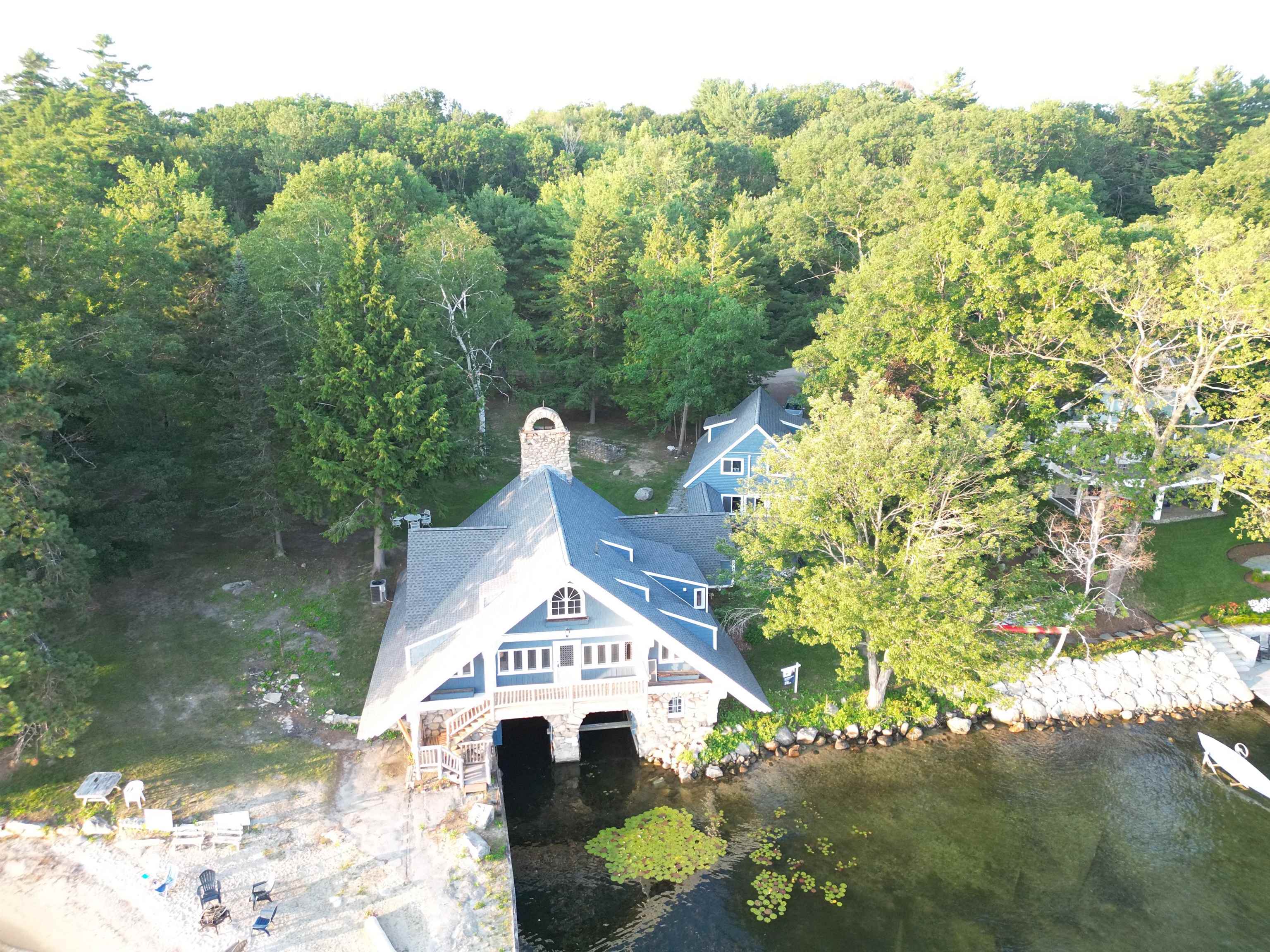 Moultonborough, New Hampshire, 03254, United States, 6 Bedrooms Bedrooms, ,3 BathroomsBathrooms,Residential,Active,1798037