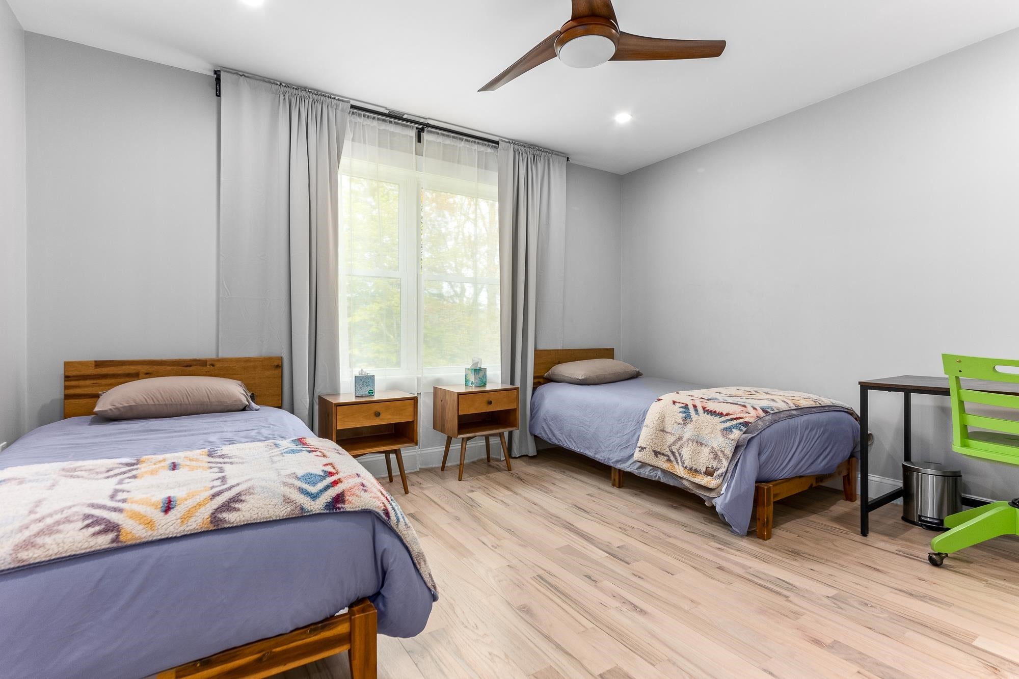 Thornton, New Hampshire, 03285, United States, 5 Bedrooms Bedrooms, ,6 BathroomsBathrooms,Residential,Active,1797970