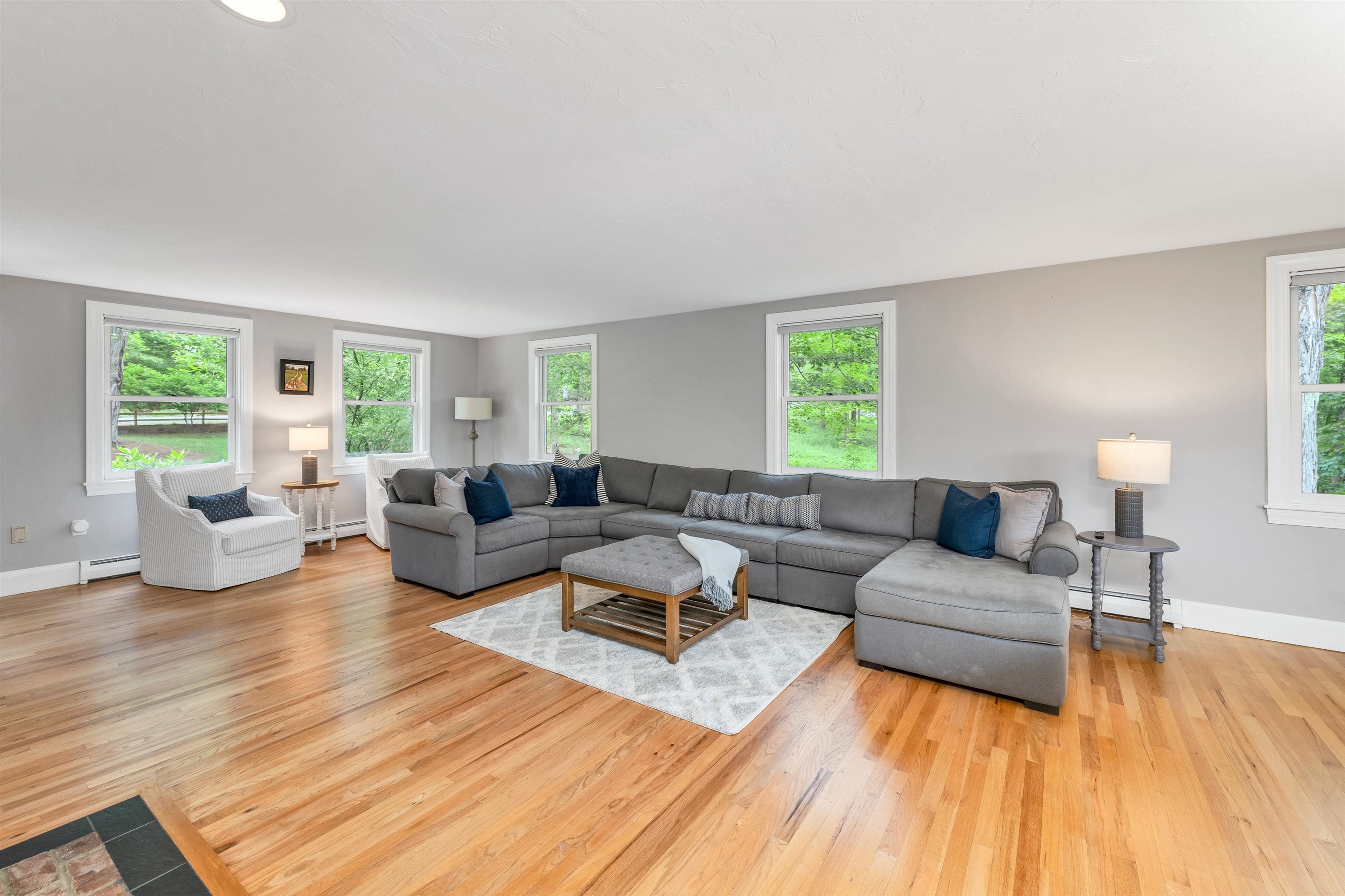 Meredith, New Hampshire, 03253, United States, 4 Bedrooms Bedrooms, ,5 BathroomsBathrooms,Residential,Pending,2045598