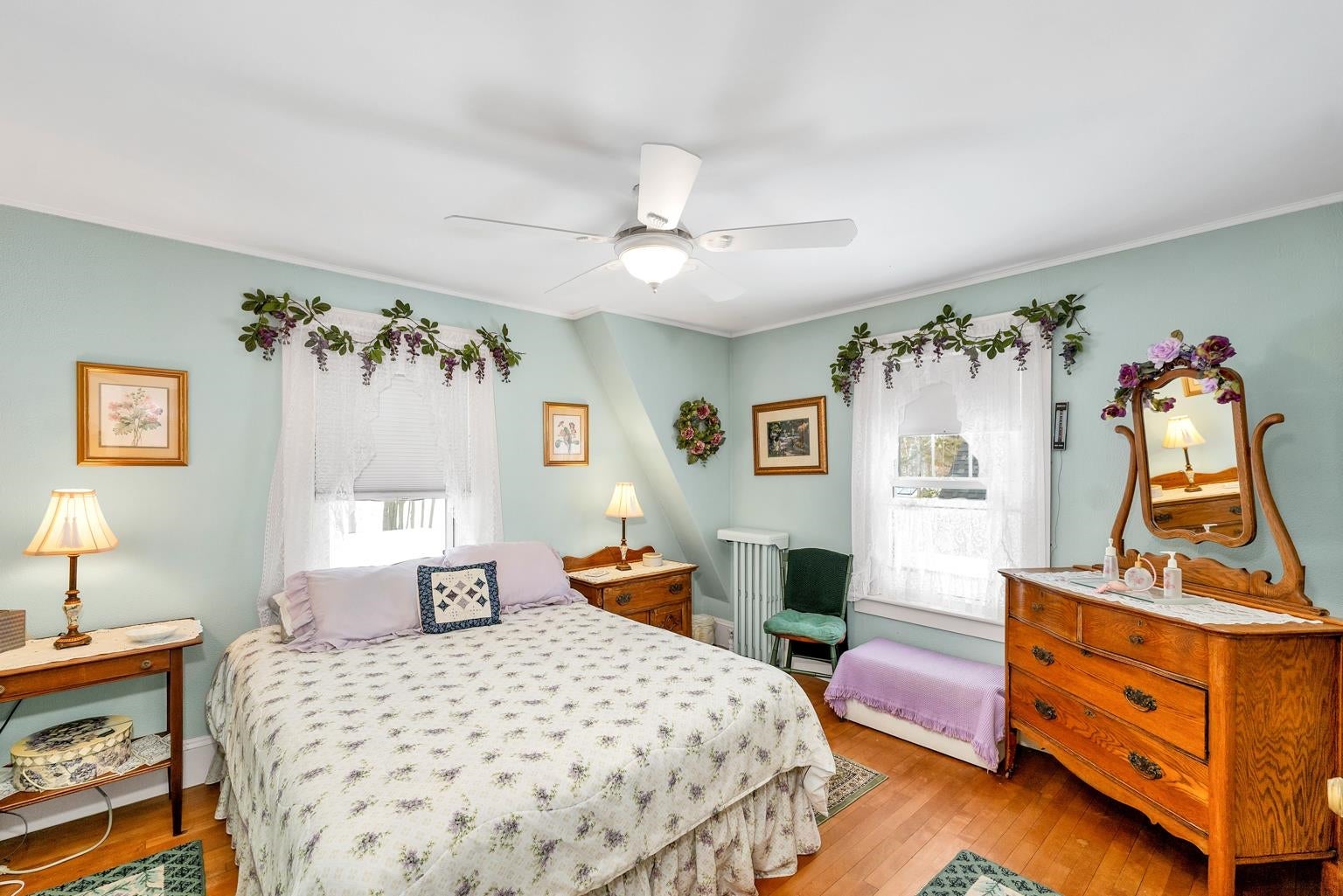 Laconia, New Hampshire, 03246, United States, 4 Bedrooms Bedrooms, ,4 BathroomsBathrooms,Residential,Active,1704917