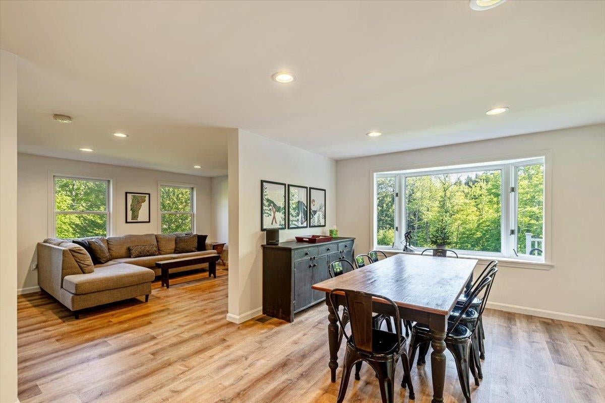 Warren, Vermont, 05674, United States, 5 Bedrooms Bedrooms, ,4 BathroomsBathrooms,Residential,Active,1843881