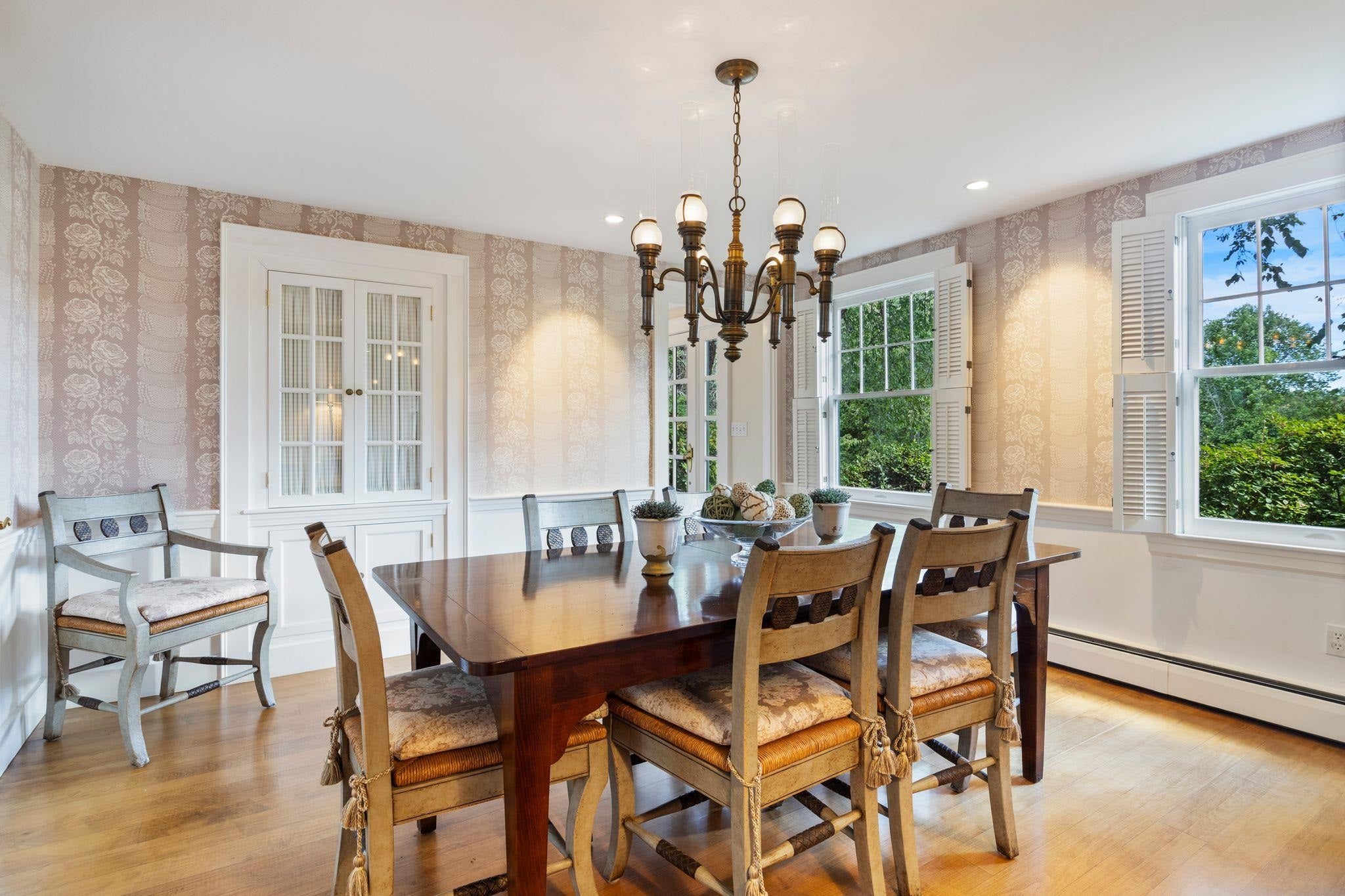 Hampton Falls, New Hampshire, 03844, United States, 4 Bedrooms Bedrooms, ,4 BathroomsBathrooms,Residential,Pending,2006809