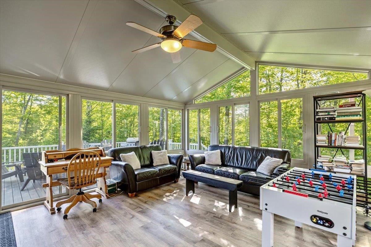 Warren, Vermont, 05674, United States, 5 Bedrooms Bedrooms, ,4 BathroomsBathrooms,Residential,Active,1843881