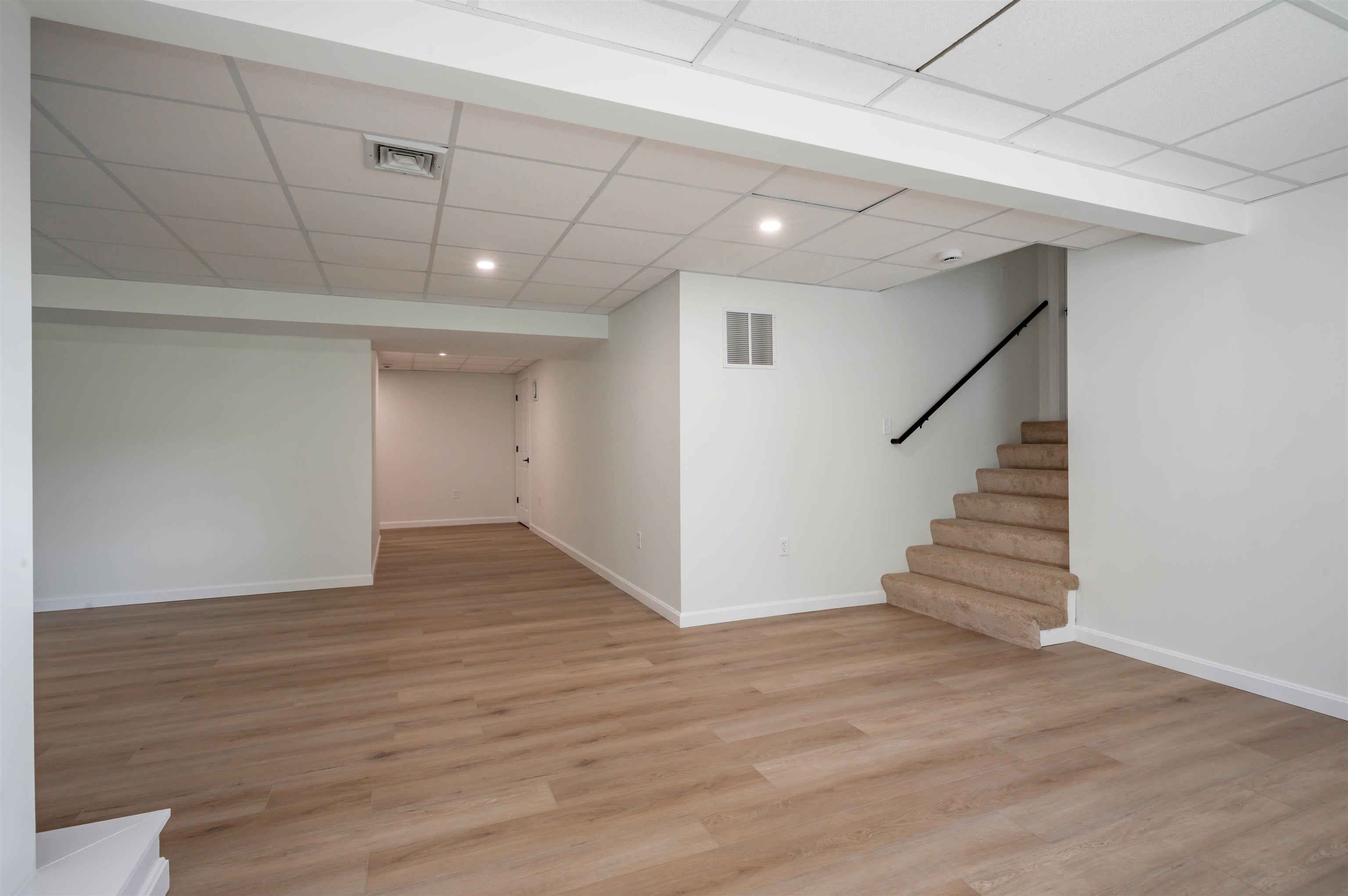 Salem, New Hampshire, 03079, United States, 4 Bedrooms Bedrooms, ,4 BathroomsBathrooms,Residential,Active,1953671