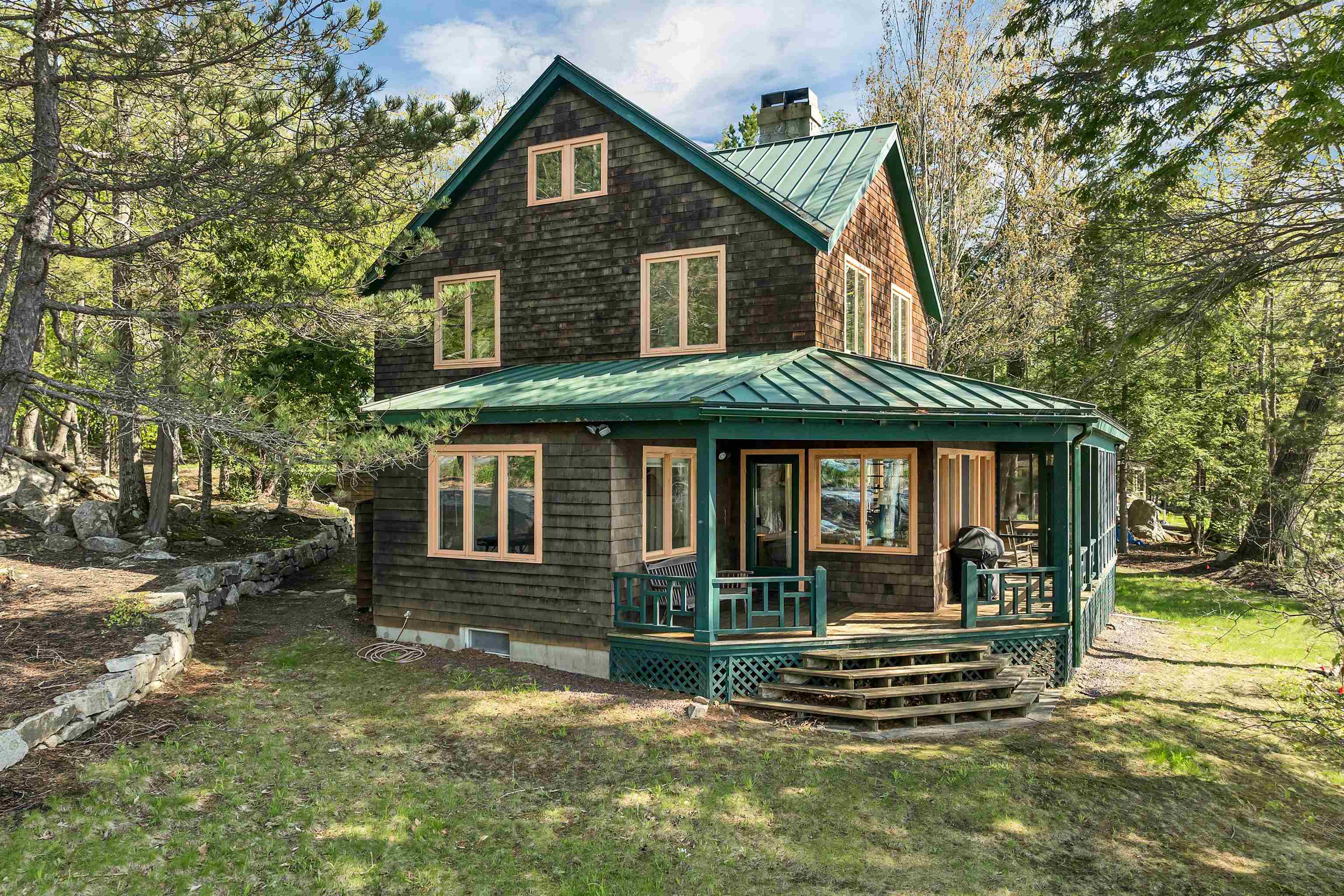 Hebron, New Hampshire, 03241, United States, 4 Bedrooms Bedrooms, ,4 BathroomsBathrooms,Residential,Pending,2009160