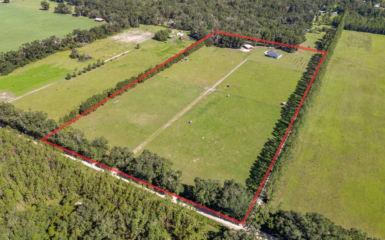 Wellborn, Florida, 32094, United States, 5 Bedrooms Bedrooms, ,3 BathroomsBathrooms,Residential,Active,1905112