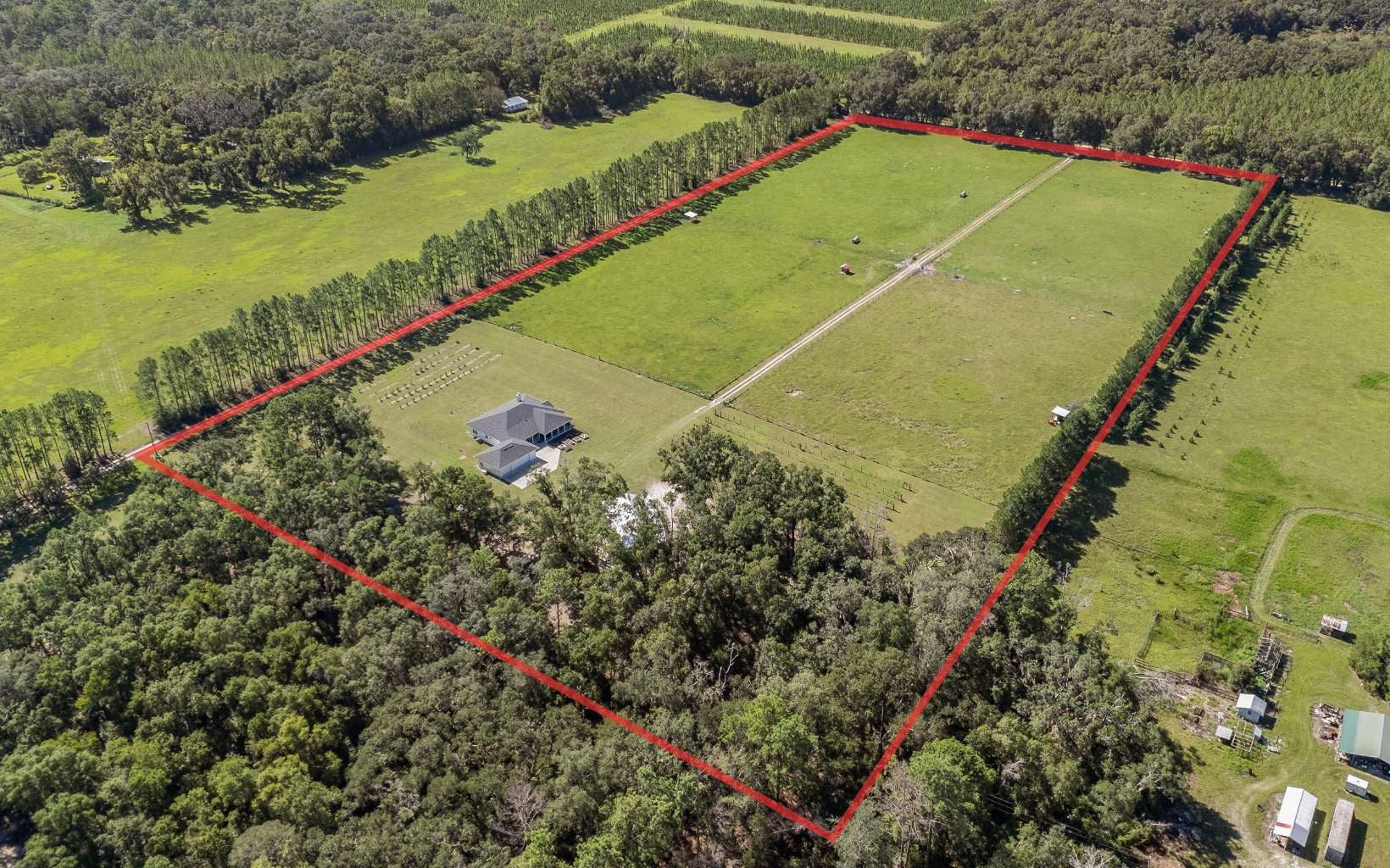 Wellborn, Florida, 32094, United States, 5 Bedrooms Bedrooms, ,3 BathroomsBathrooms,Residential,Active,1905112