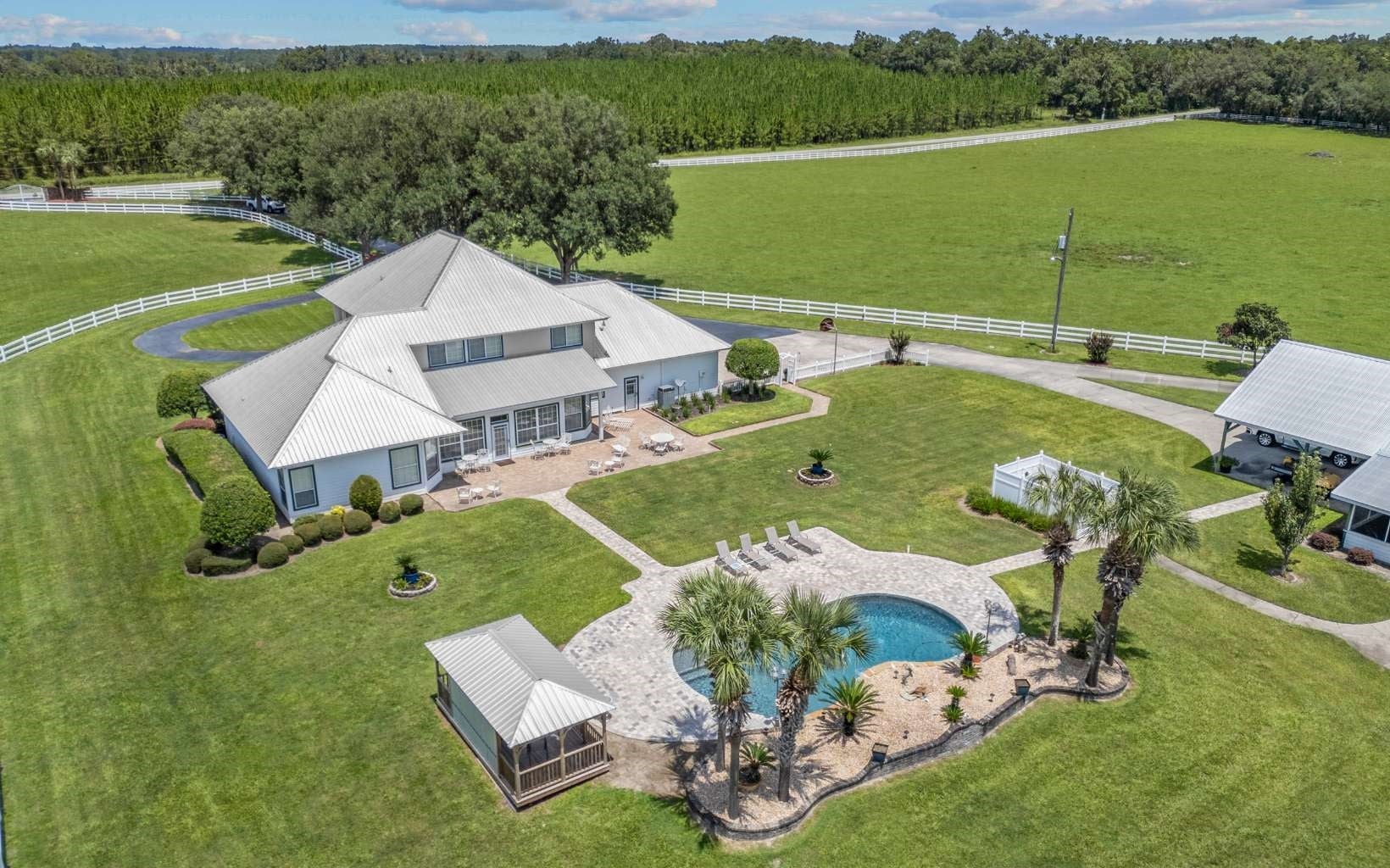 Lake City, Florida, 32024, United States, 3 Bedrooms Bedrooms, ,4 BathroomsBathrooms,Residential,Active,1926914