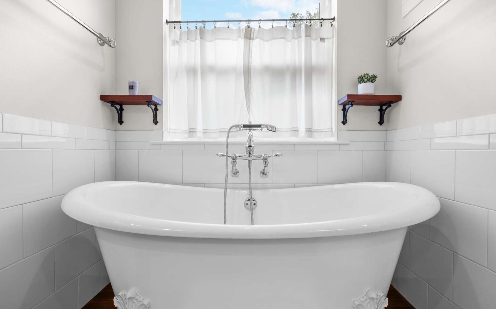 Wellborn, Florida, 32094, United States, 5 Bedrooms Bedrooms, ,3 BathroomsBathrooms,Residential,Active,1905112