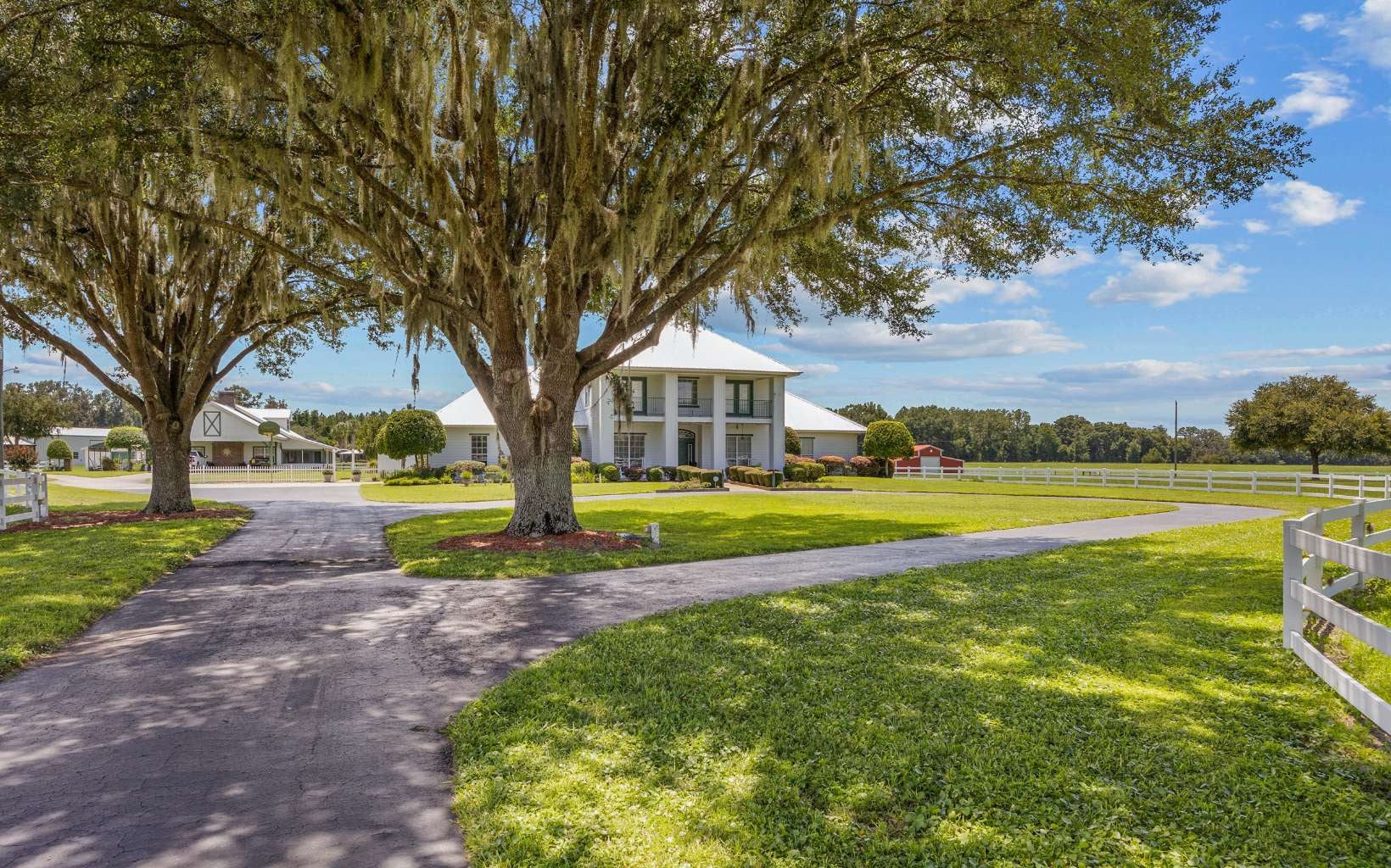Lake City, Florida, 32024, United States, 3 Bedrooms Bedrooms, ,4 BathroomsBathrooms,Residential,Active,1926914