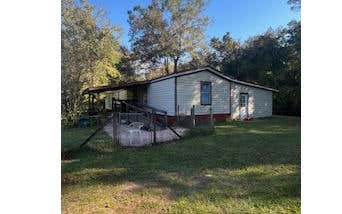 427 SW BUCK CT, FORT WHITE, FL 32038 - Image 1