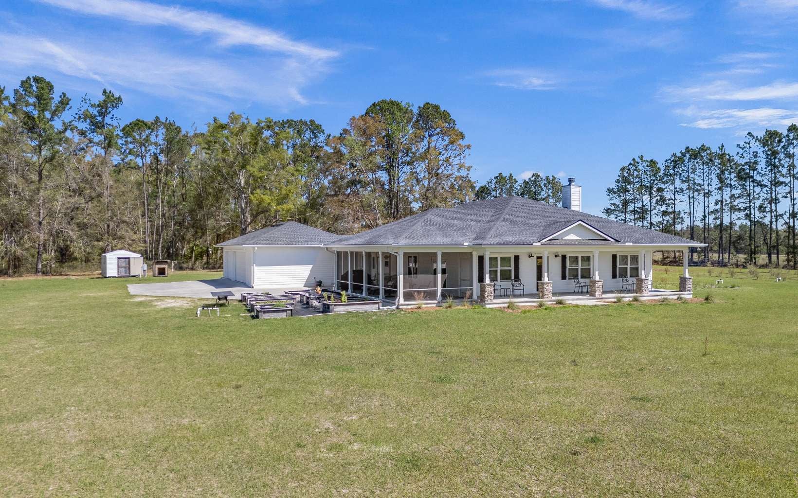 Wellborn, Florida, 32094, United States, 5 Bedrooms Bedrooms, ,3 BathroomsBathrooms,Residential,Active,1905112