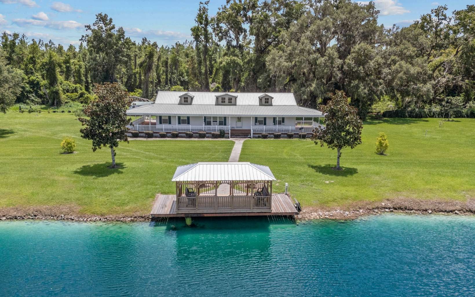 Lake City, Florida, 32024, United States, 3 Bedrooms Bedrooms, ,4 BathroomsBathrooms,Residential,Active,1926914