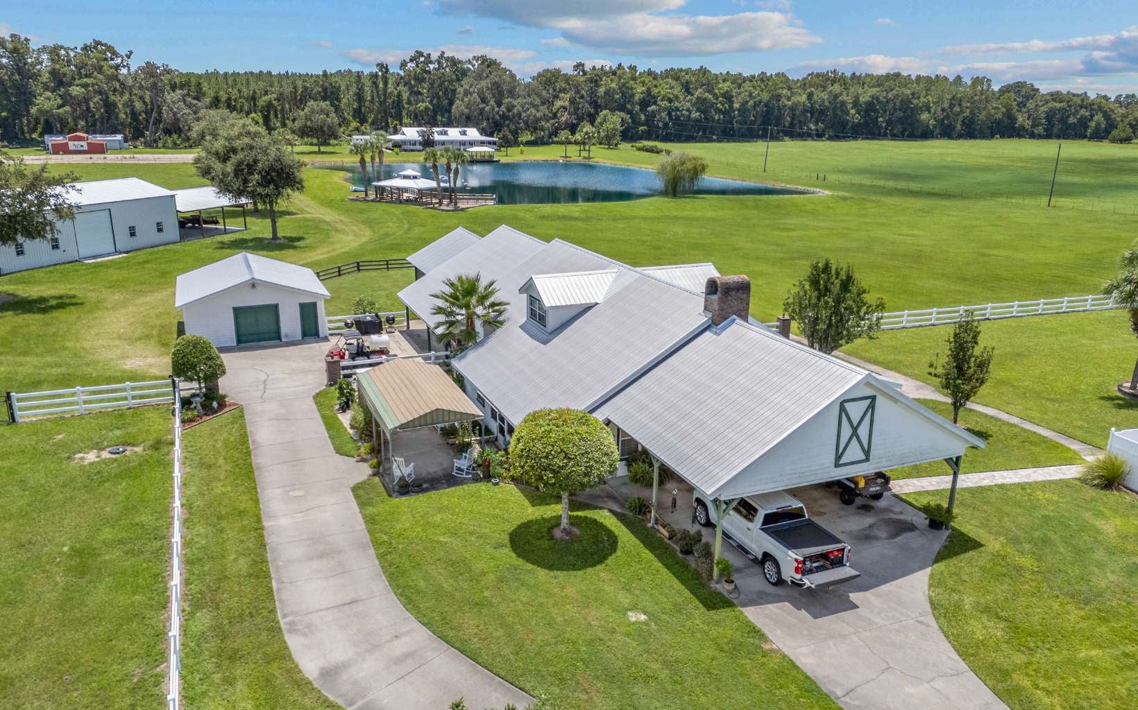 Lake City, Florida, 32024, United States, 3 Bedrooms Bedrooms, ,4 BathroomsBathrooms,Residential,Active,1926914