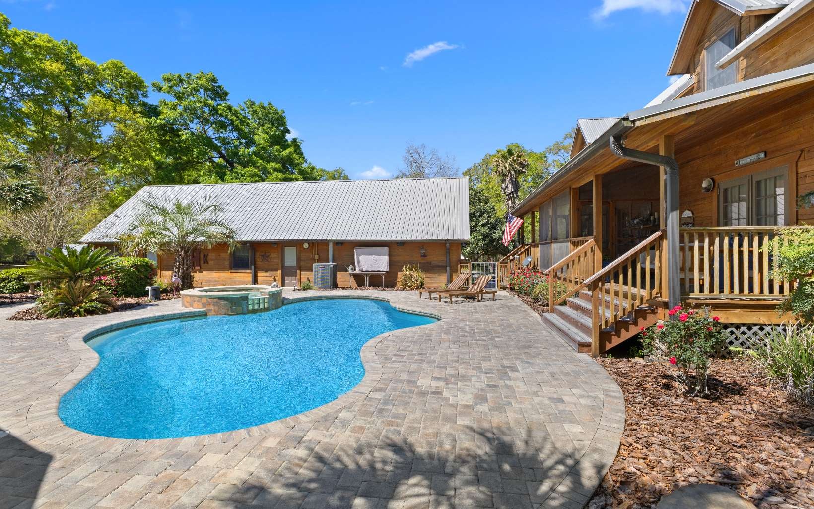 High Springs, Florida, 32643, United States, 5 Bedrooms Bedrooms, ,4 BathroomsBathrooms,Residential,Active,1926900