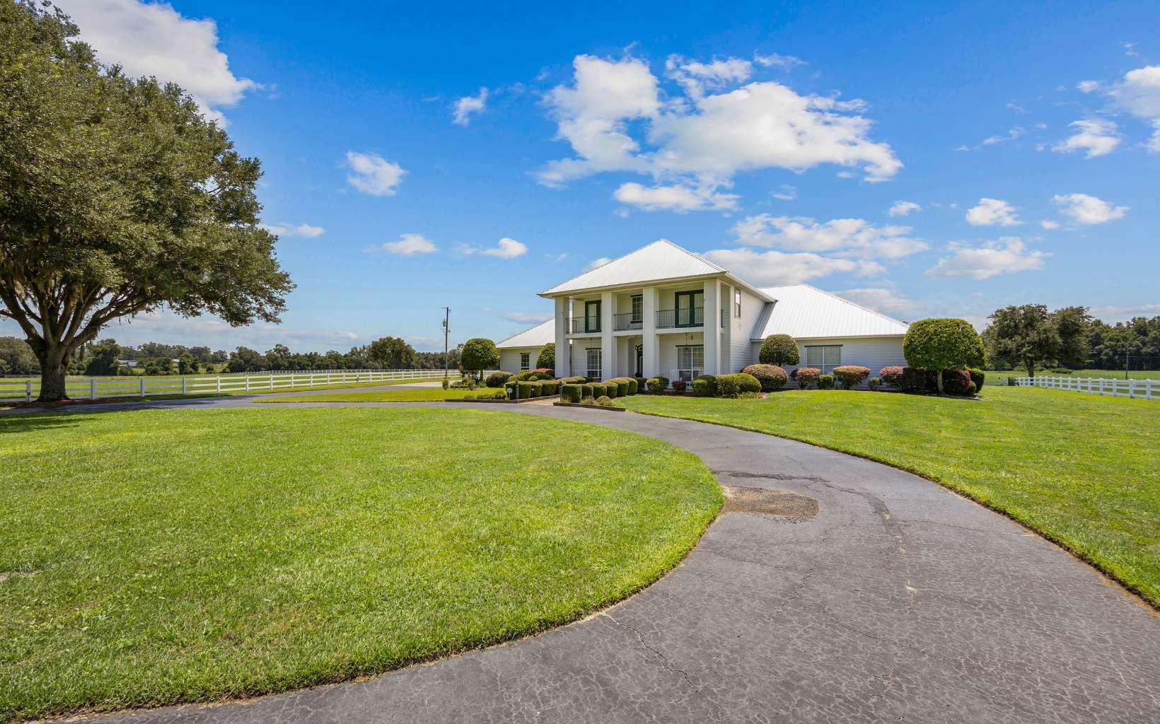 Lake City, Florida, 32024, United States, 3 Bedrooms Bedrooms, ,4 BathroomsBathrooms,Residential,Active,1926914