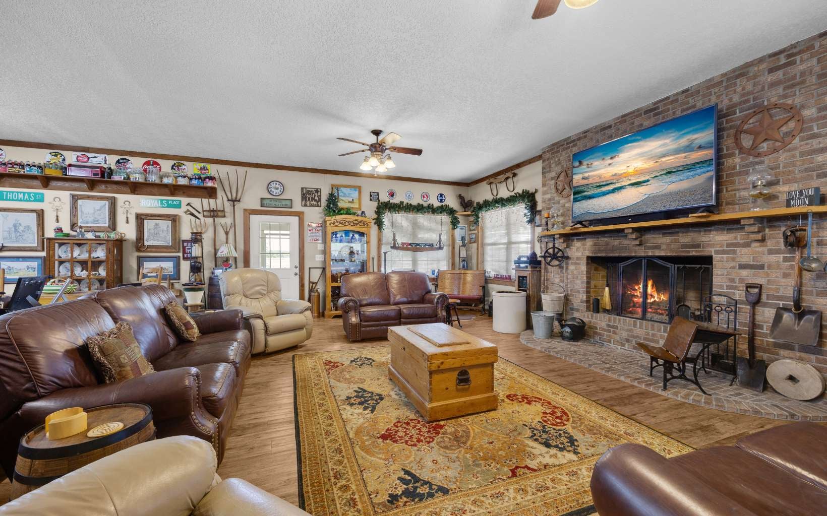 Lake City, Florida, 32024, United States, 3 Bedrooms Bedrooms, ,4 BathroomsBathrooms,Residential,Active,1926914