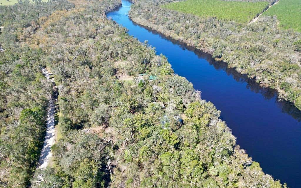 VAC SE SUWANNEE TRAIL, BRANFORD, FL 32008, photo 1 of 27