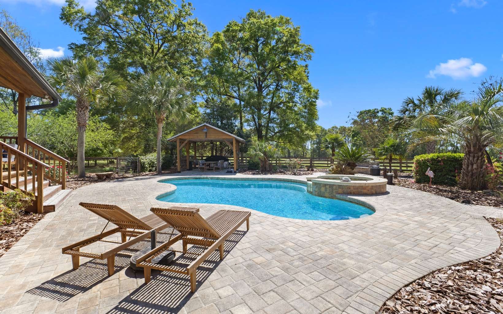 High Springs, Florida, 32643, United States, 5 Bedrooms Bedrooms, ,4 BathroomsBathrooms,Residential,Active,1926900