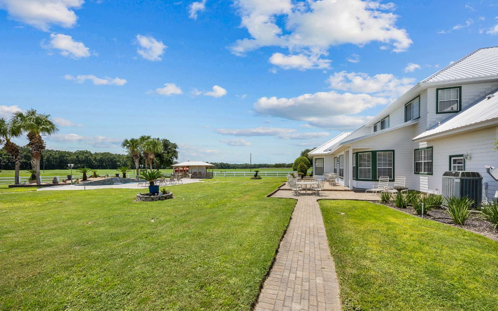 Lake City, Florida, 32024, United States, 3 Bedrooms Bedrooms, ,4 BathroomsBathrooms,Residential,Active,1926914