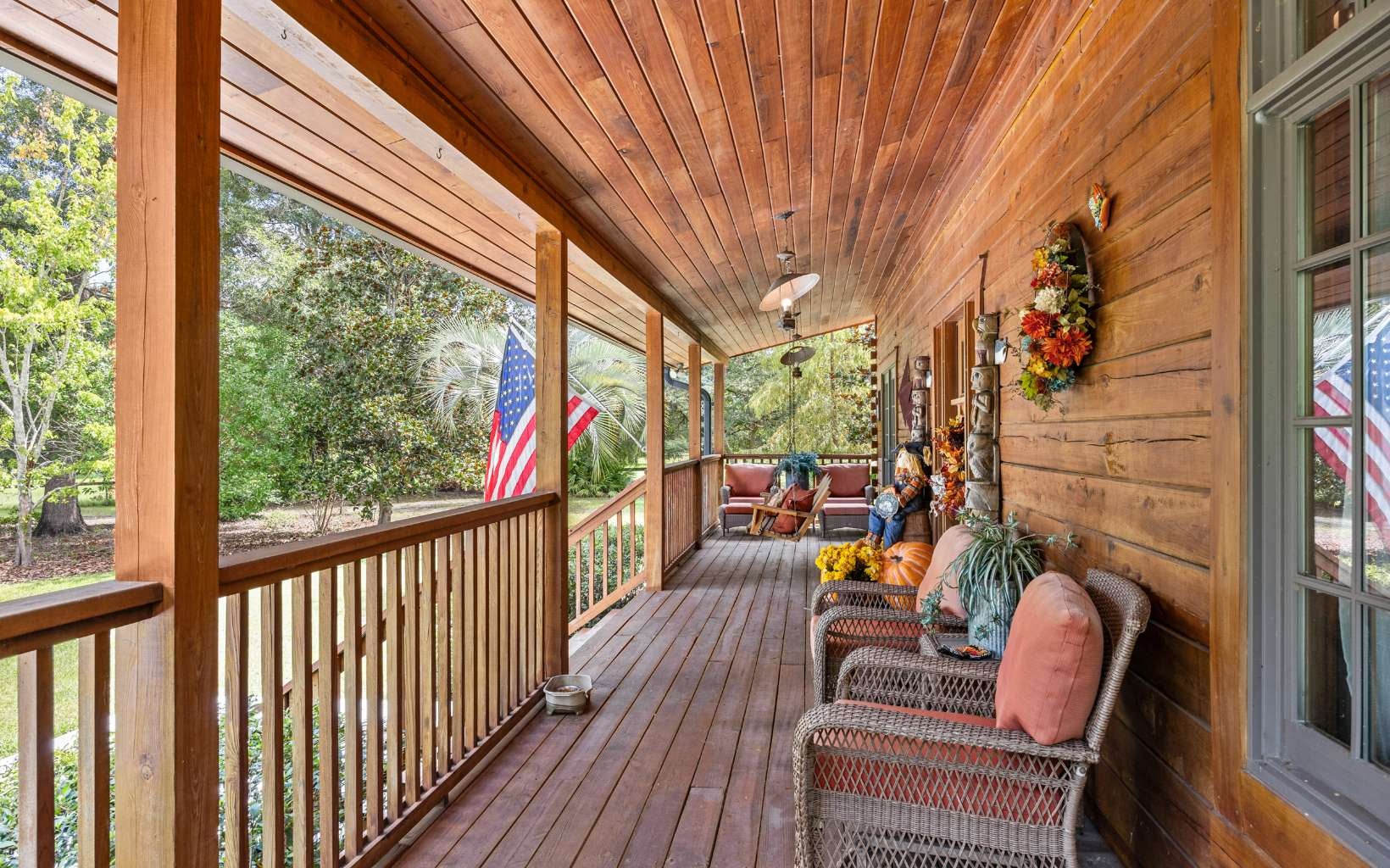 High Springs, Florida, 32643, United States, 5 Bedrooms Bedrooms, ,4 BathroomsBathrooms,Residential,Active,1926900