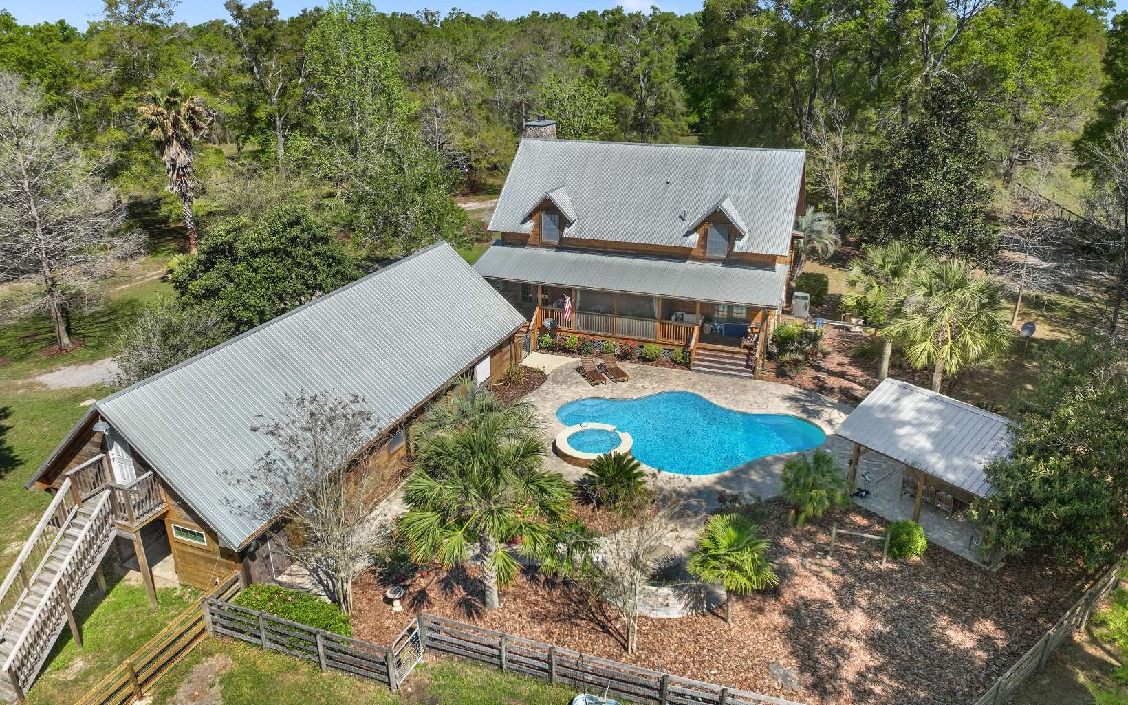 High Springs, Florida, 32643, United States, 5 Bedrooms Bedrooms, ,4 BathroomsBathrooms,Residential,Active,1926900