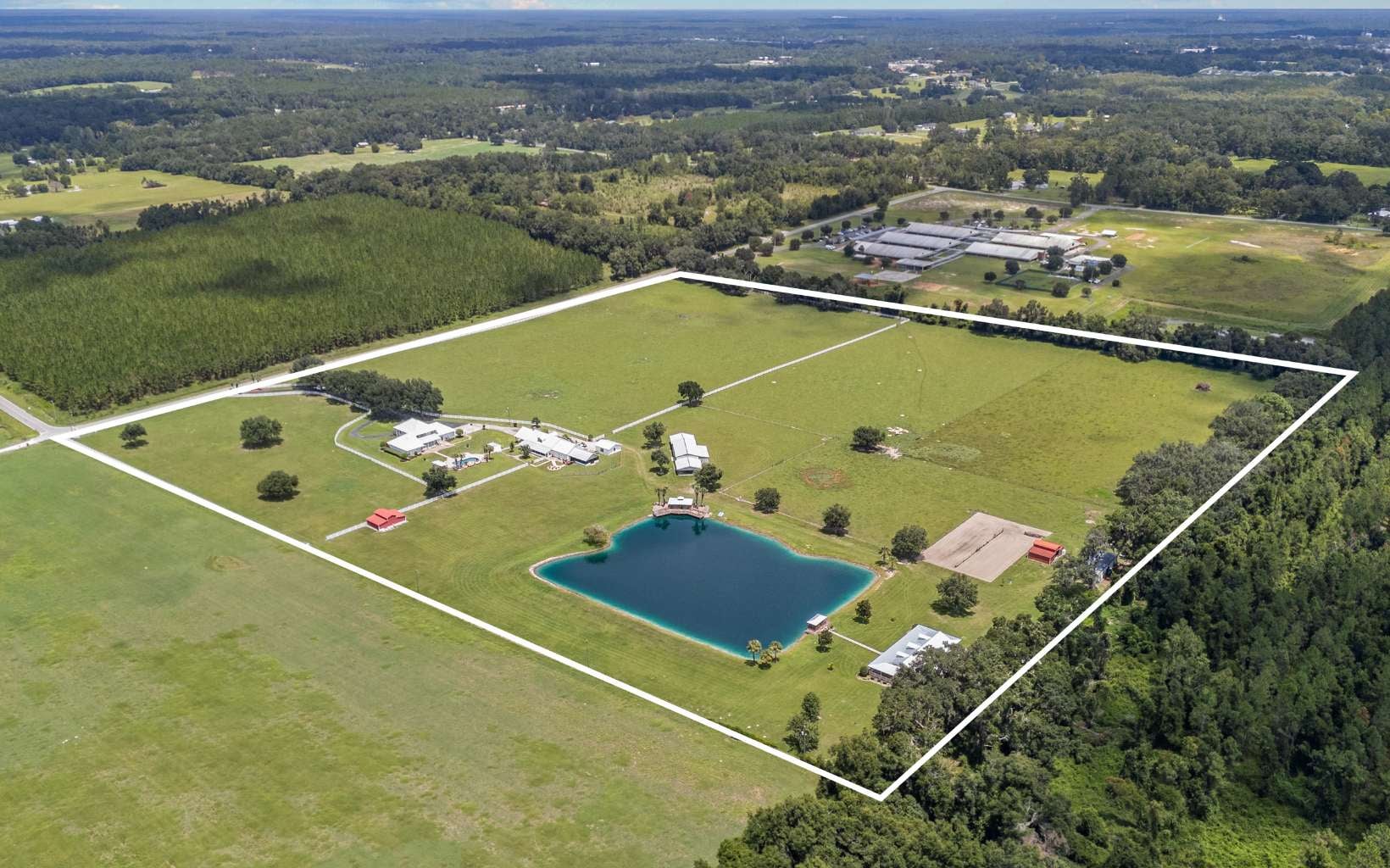 Lake City, Florida, 32024, United States, 3 Bedrooms Bedrooms, ,4 BathroomsBathrooms,Residential,Active,1926914