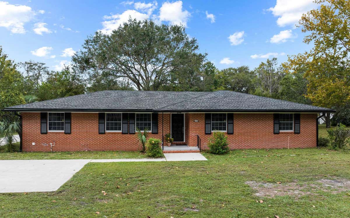 1209 PINE CIR, MACCLENNY, FL 32063, photo 1 of 30