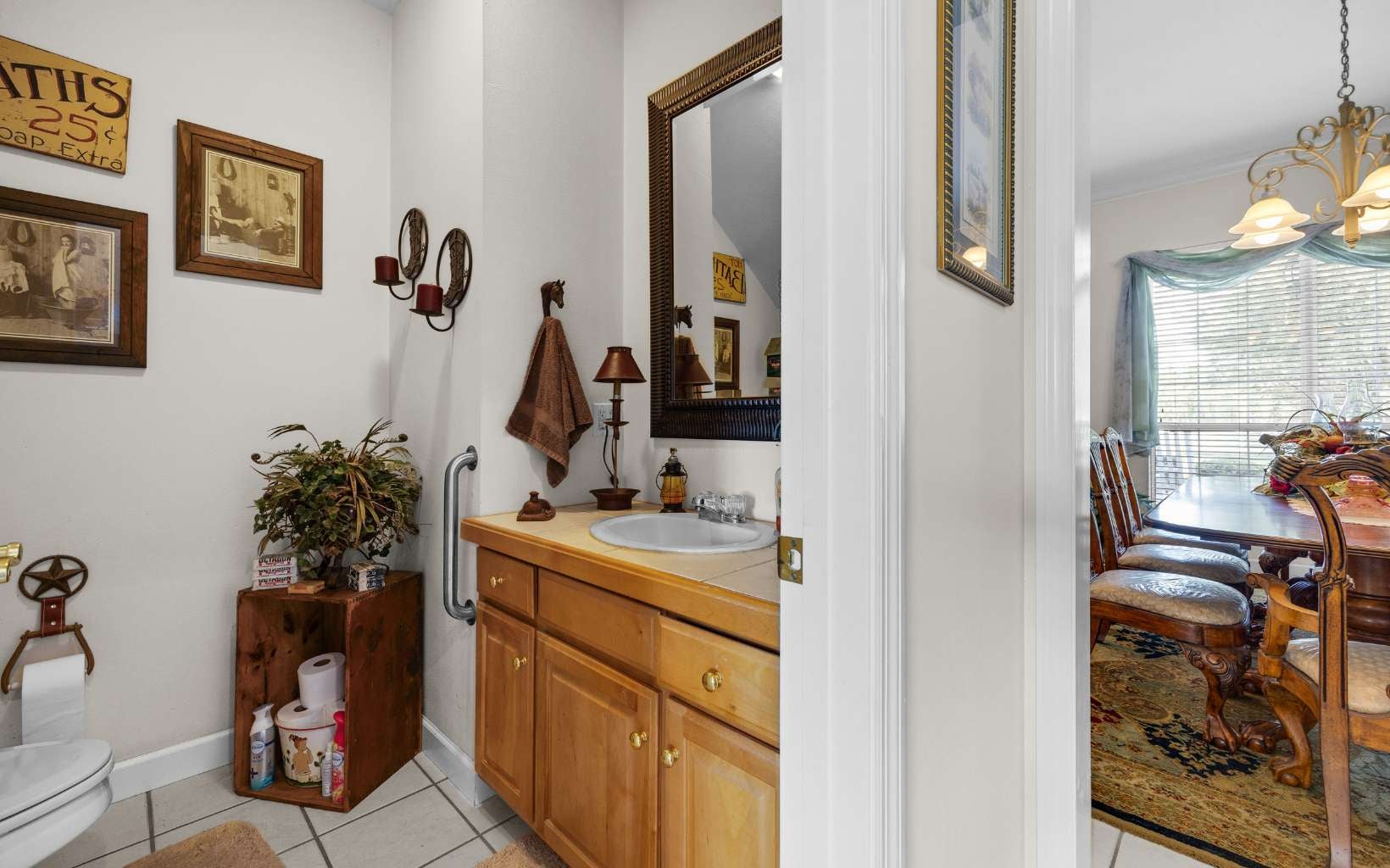 Lake City, Florida, 32024, United States, 3 Bedrooms Bedrooms, ,4 BathroomsBathrooms,Residential,Active,1926914